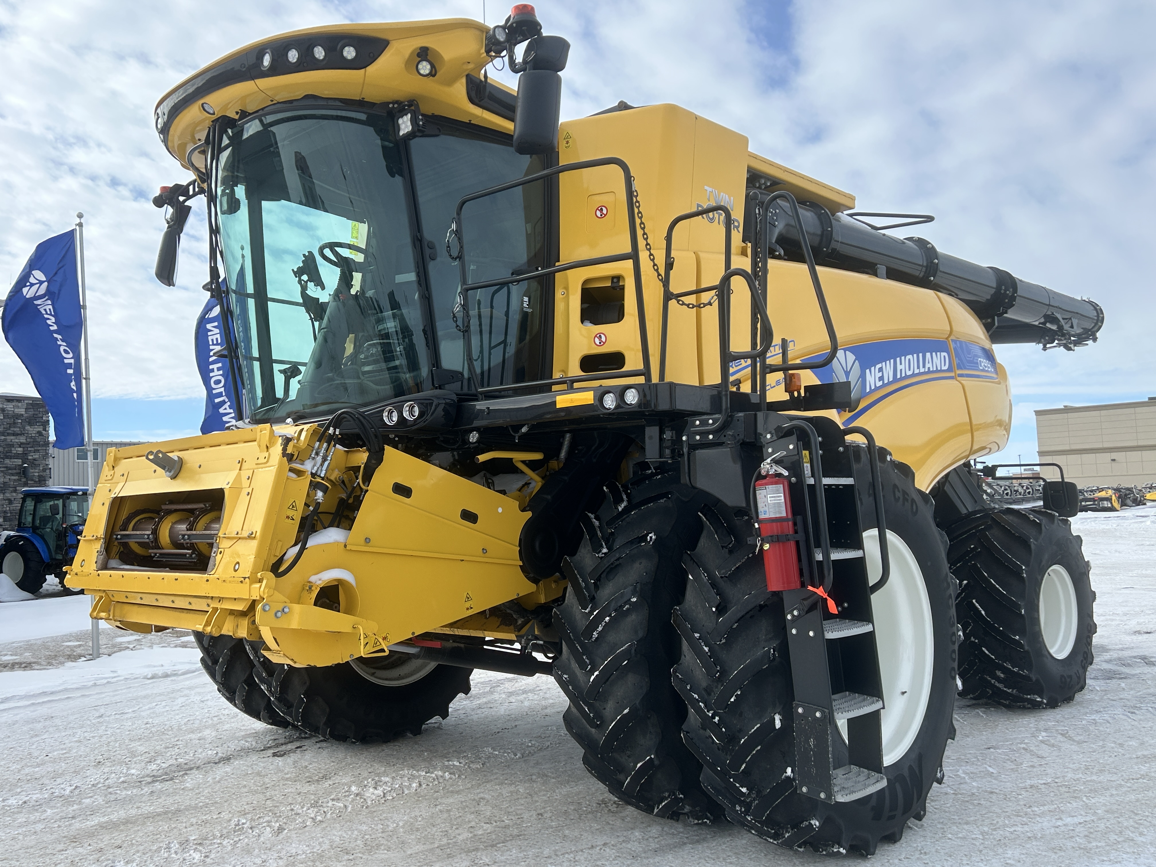2023 New Holland CR9.90Z Combine