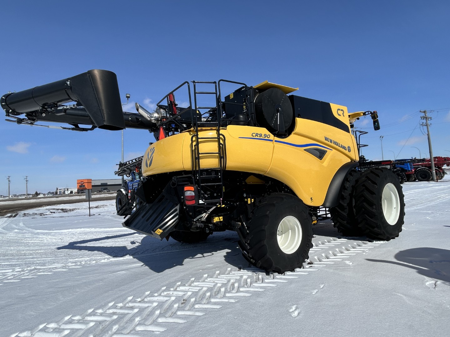 2025 New Holland CR9.90Z Combine