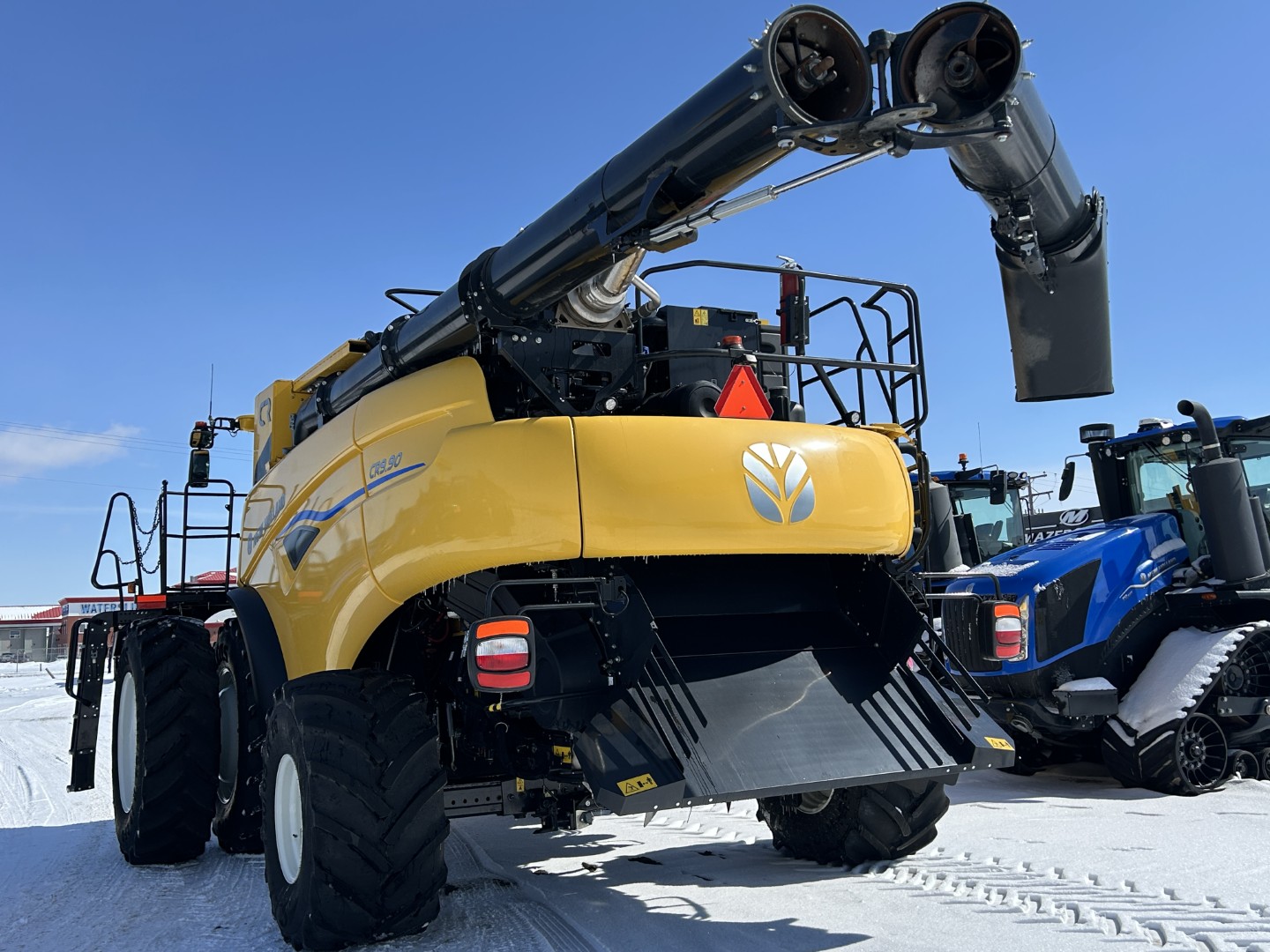 2025 New Holland CR9.90Z Combine