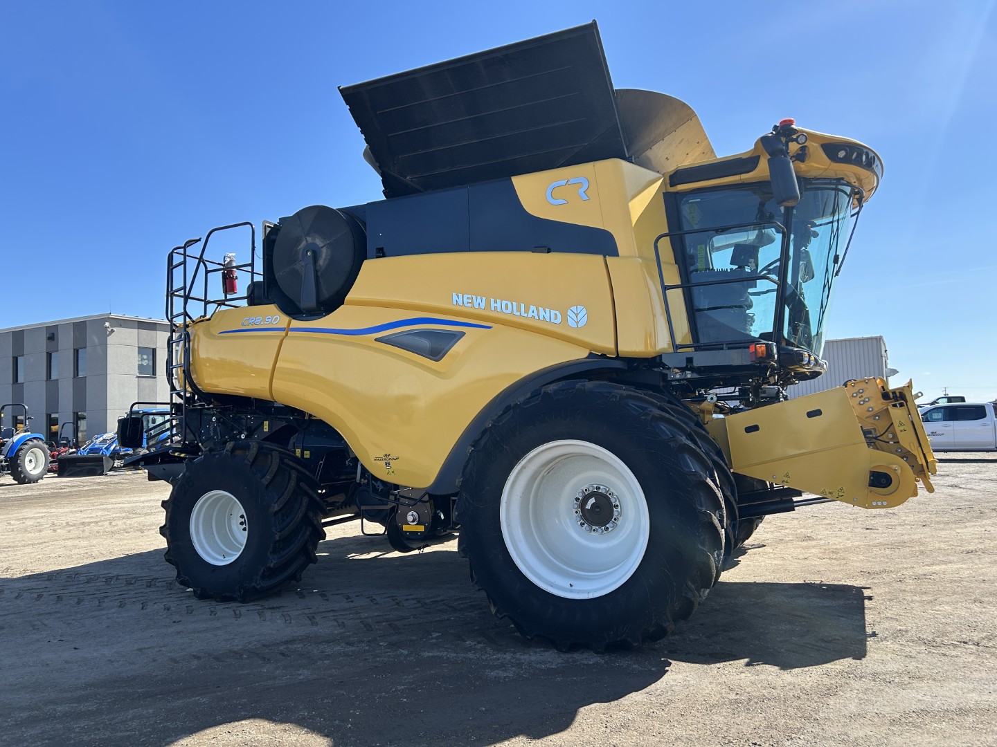 2024 New Holland CR8.90Z Combine