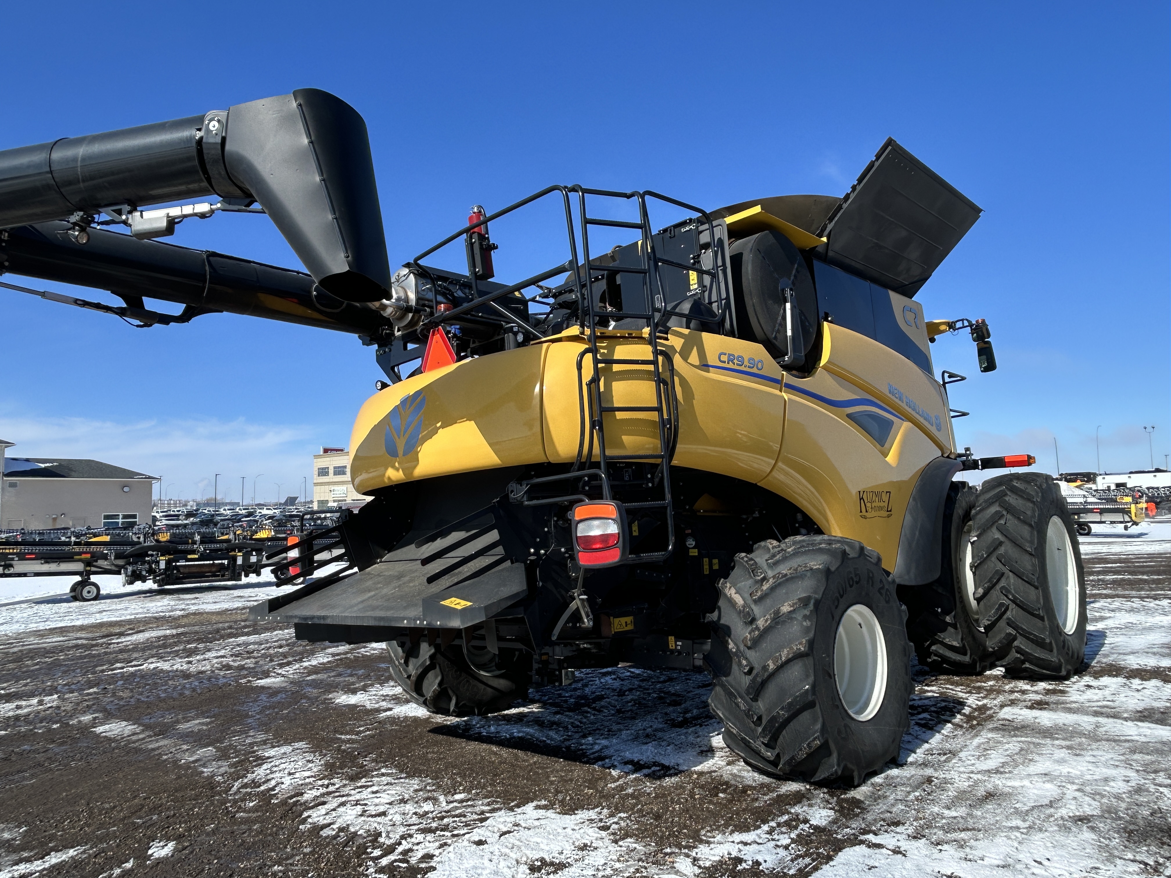 2024 New Holland CR9.90Z Combine