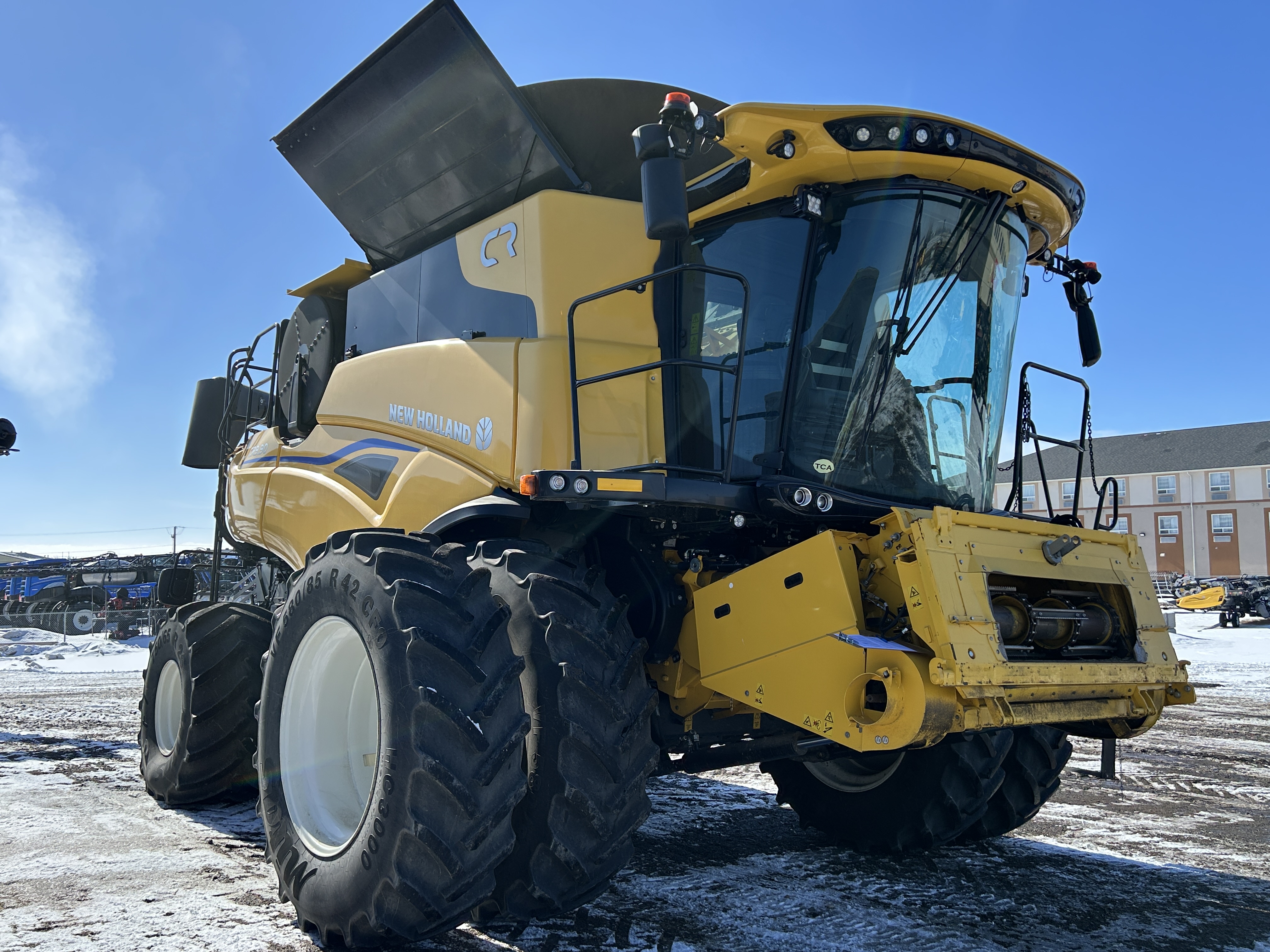 2024 New Holland CR9.90Z Combine