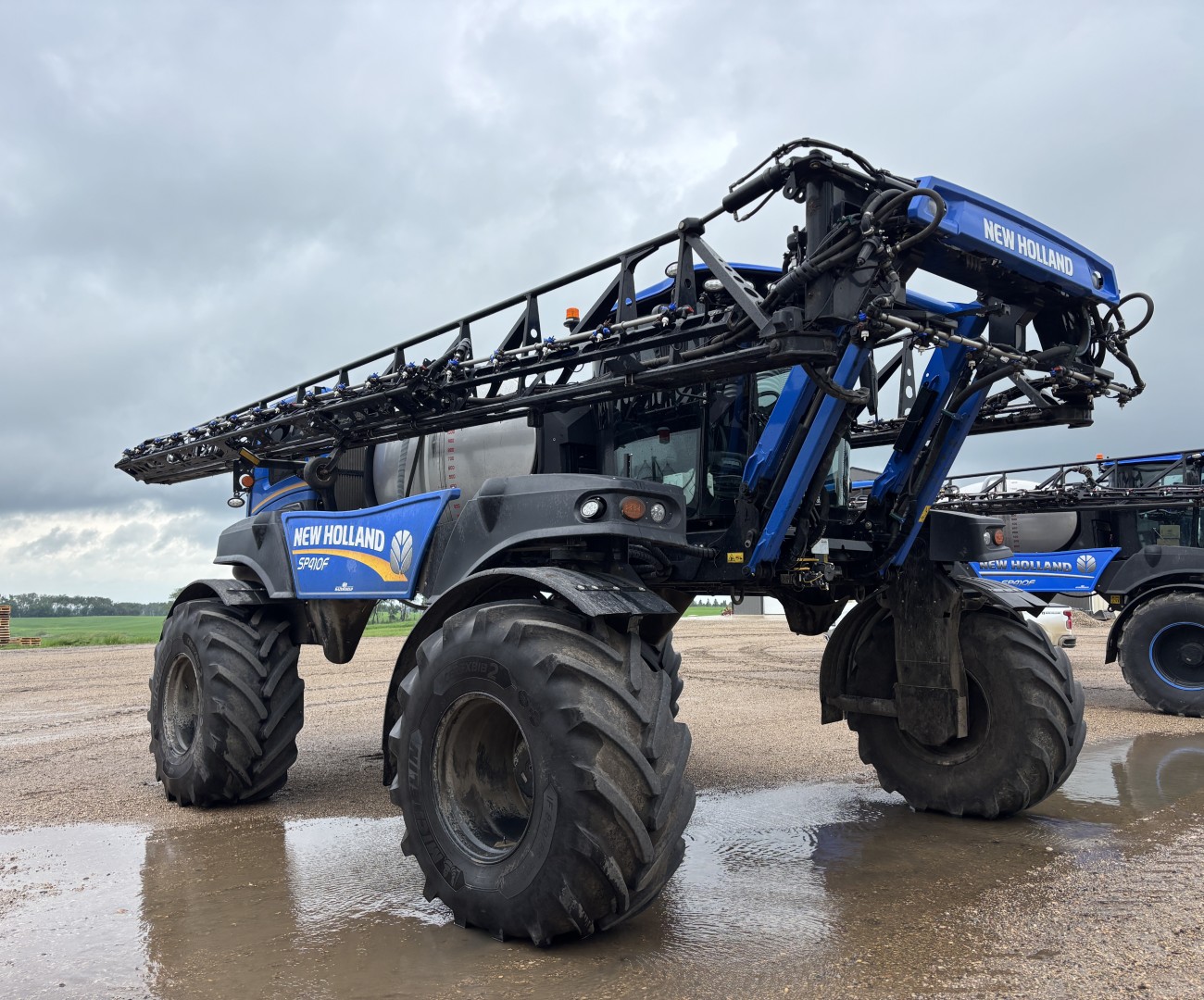 2022 New Holland SP.410F Sprayer/High Clearance