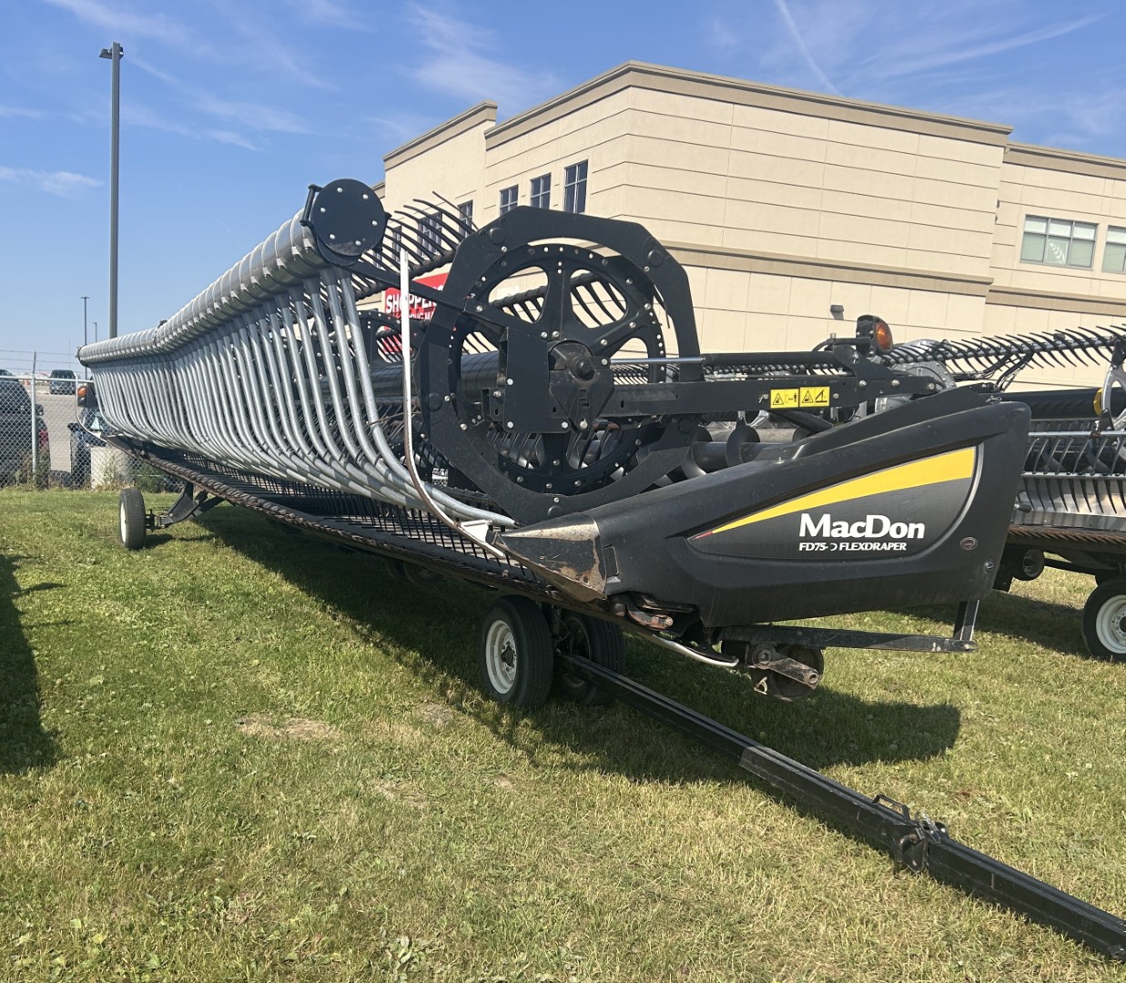 2016 MacDon FD75-40 Header Draper Flex