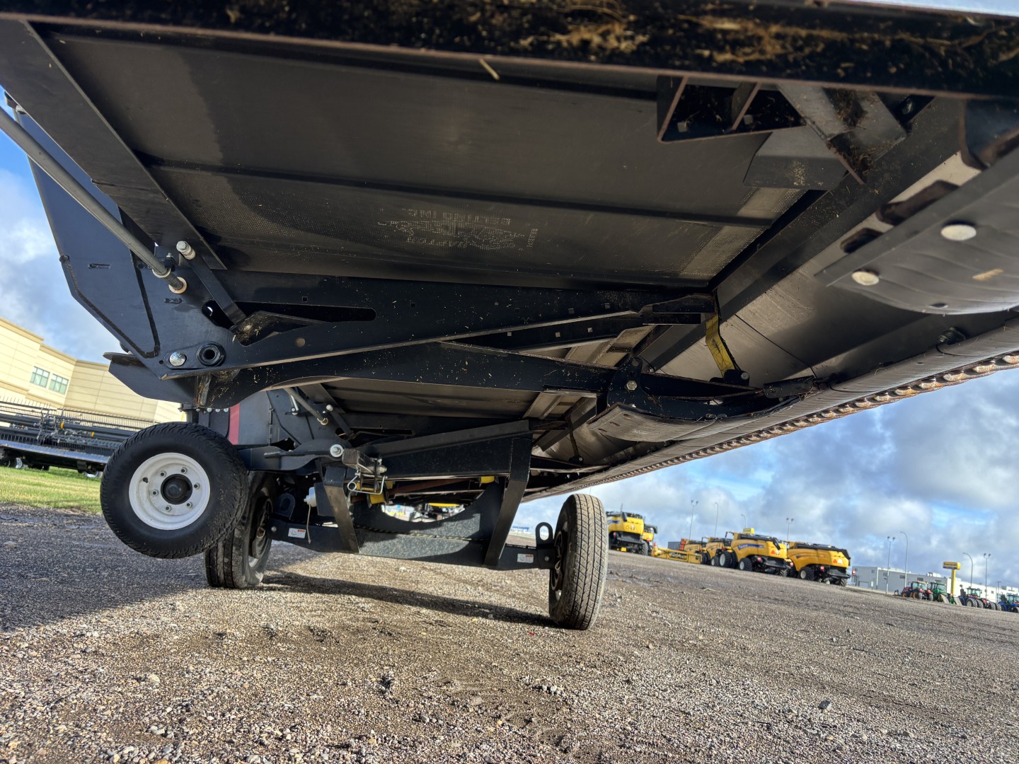 2018 Honey Bee 240 Header Flex