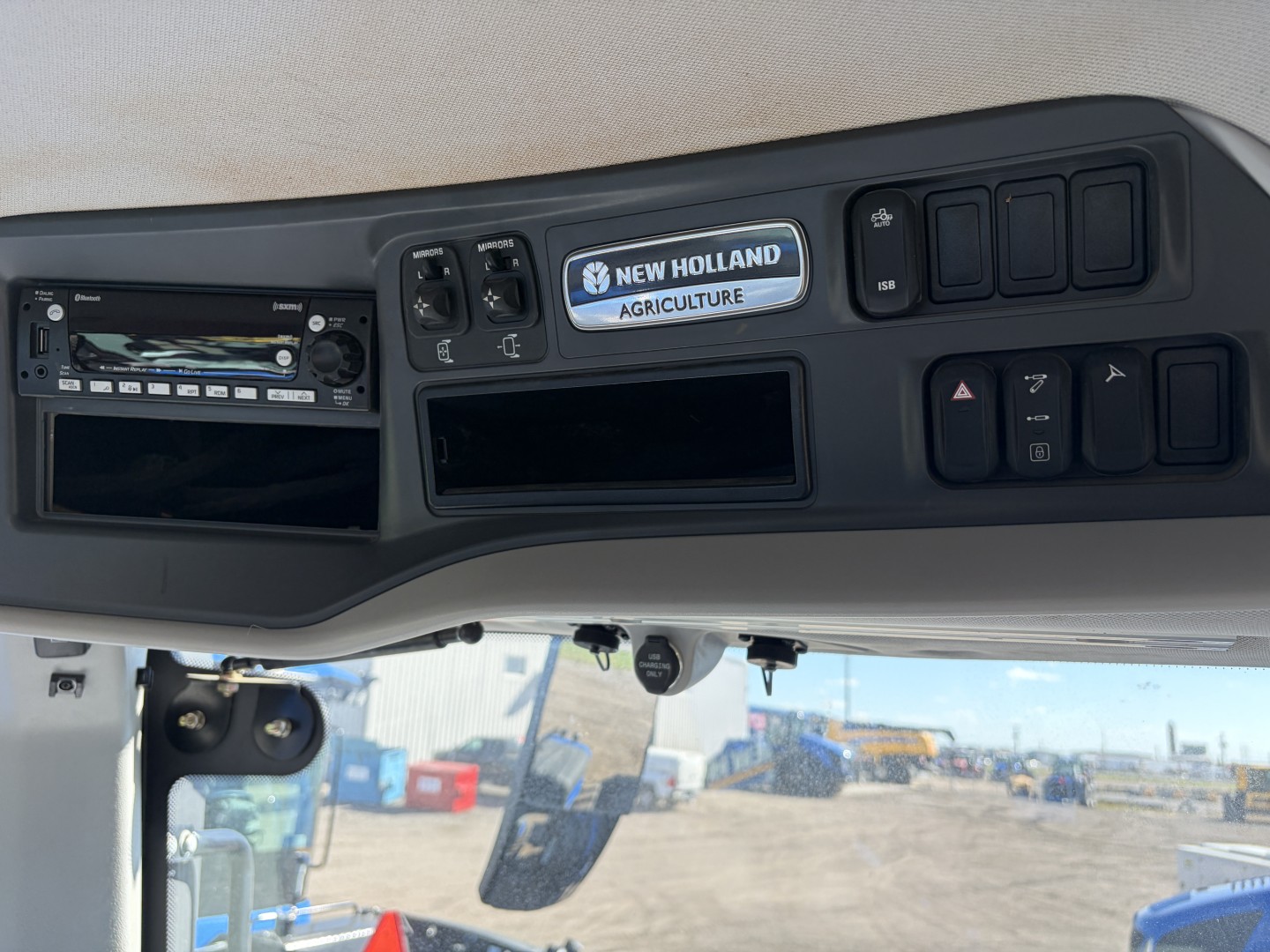 2024 New Holland T9.655 PLMI Tractor 4WD