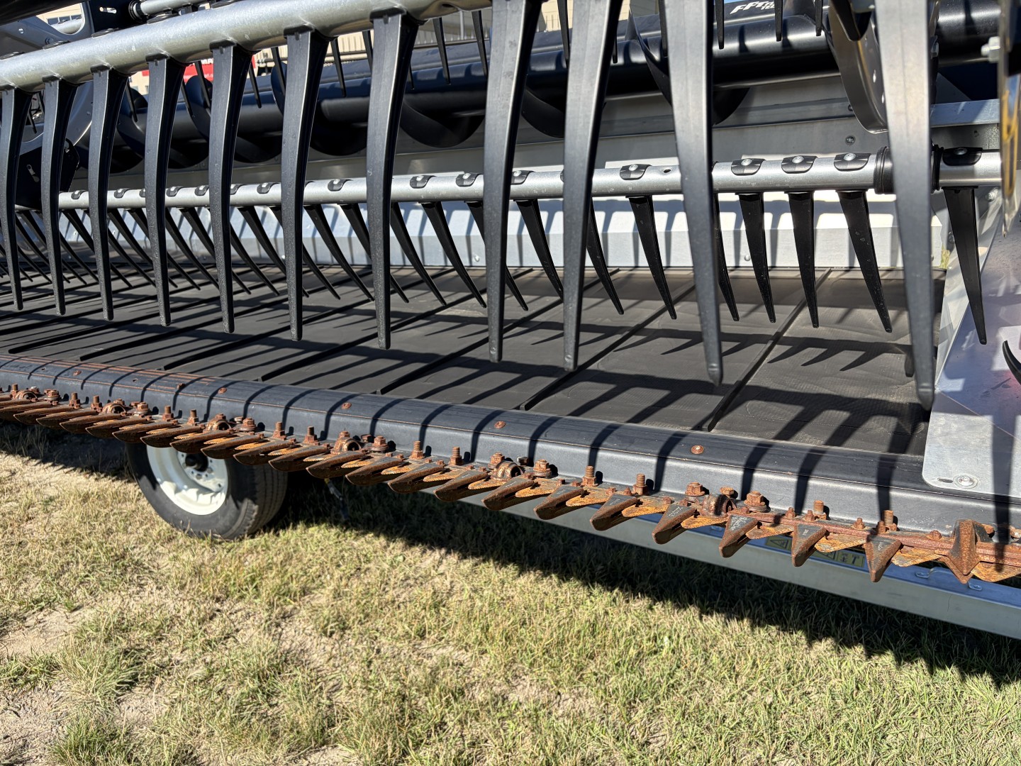 2024 MacDon FD240 Header Draper Flex