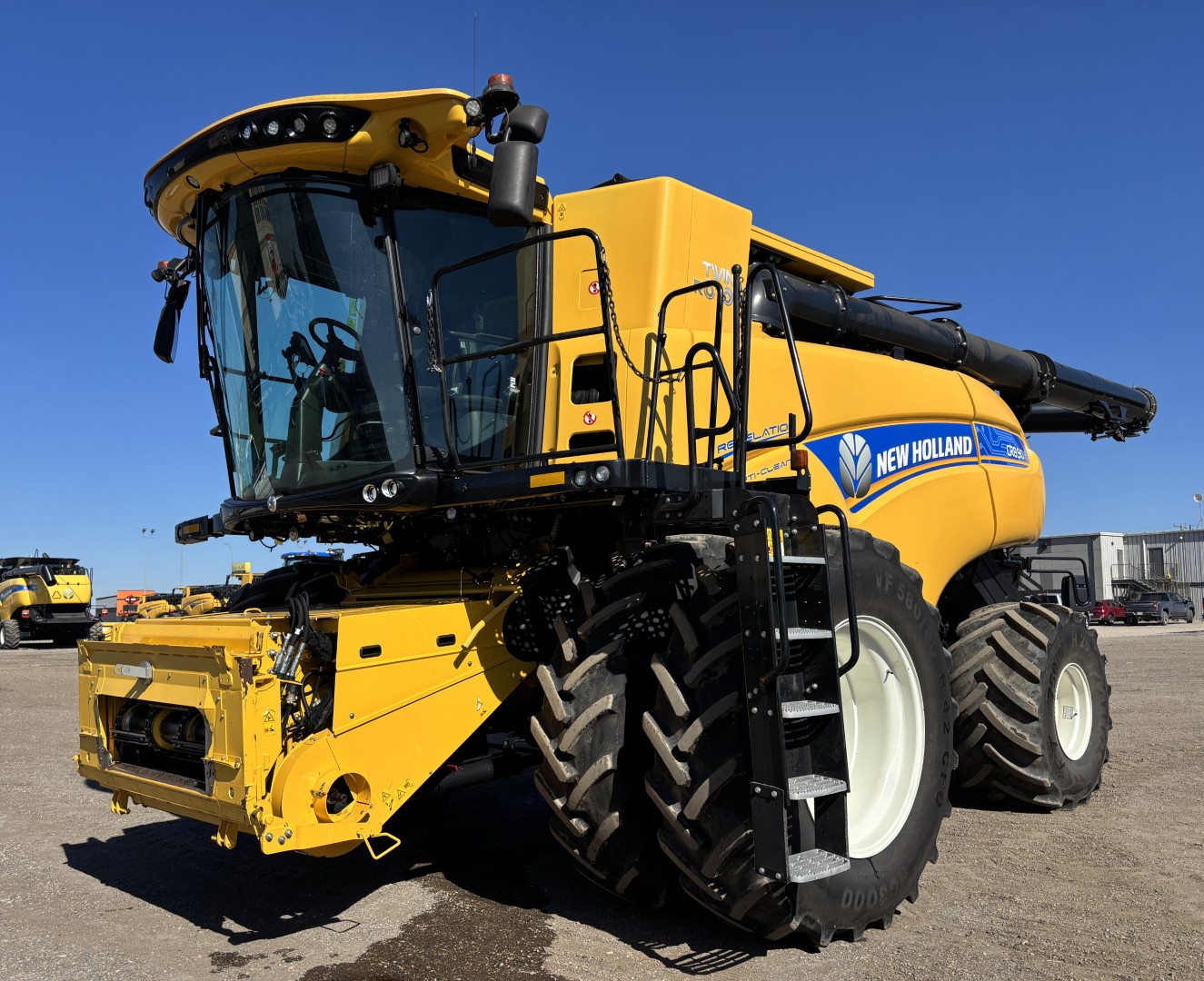 2022 New Holland CR8.90Z Combine