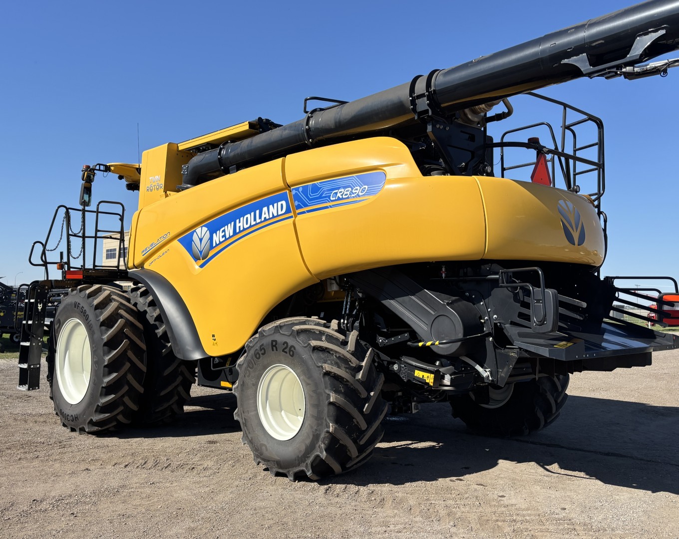 2022 New Holland CR8.90Z Combine