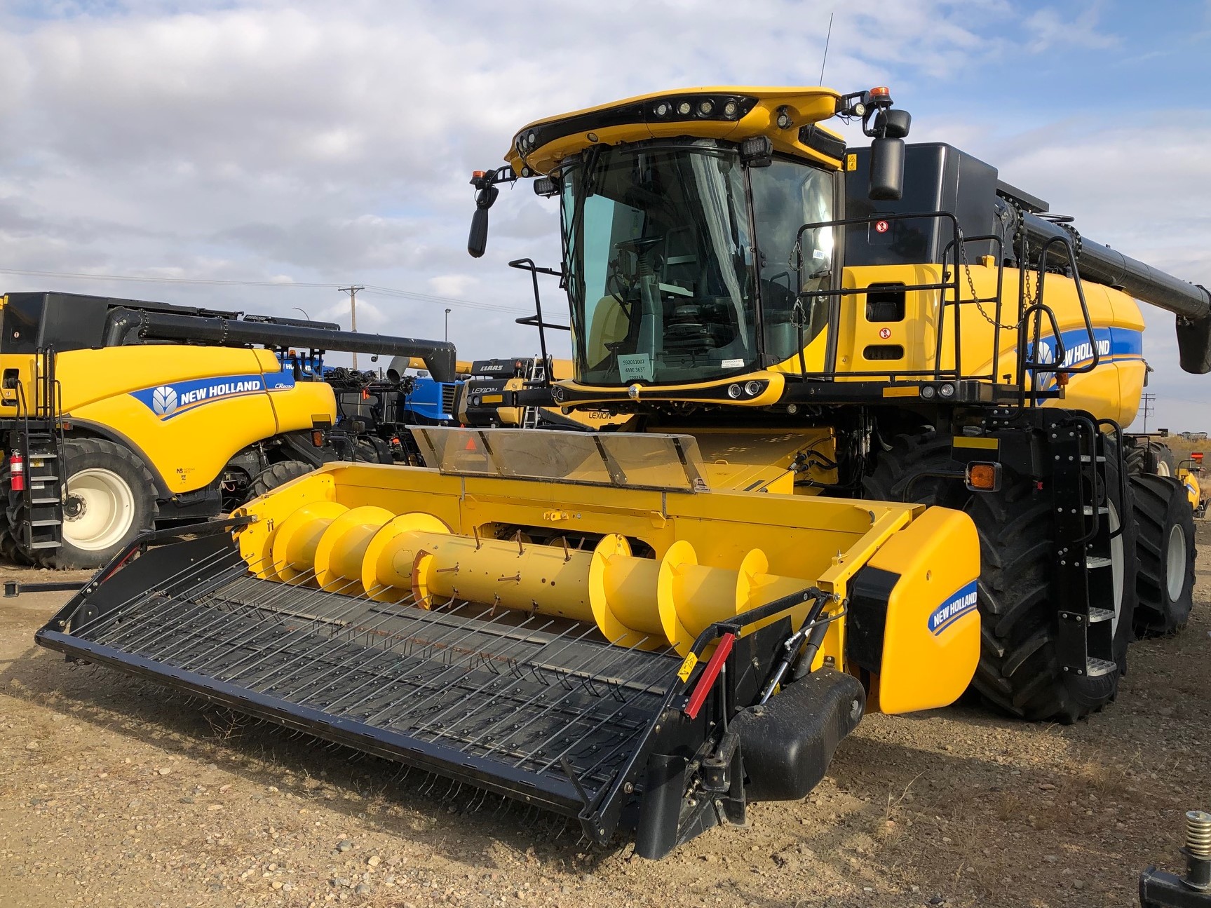 2018 New Holland CX8.90 Combine