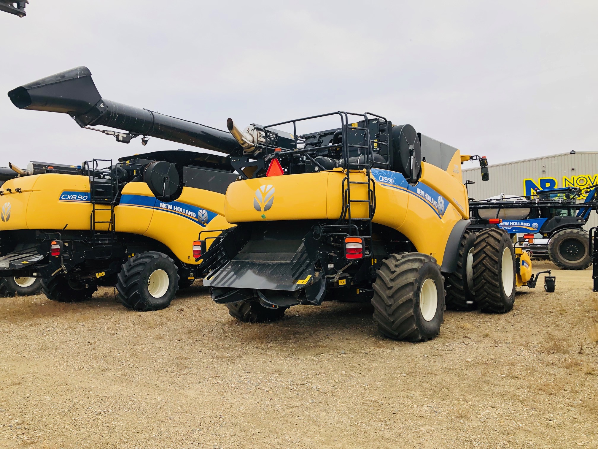 2021 New Holland CR9.90 Combine
