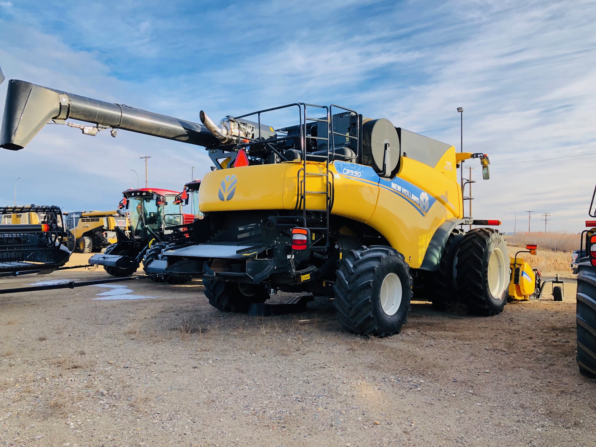 2021 New Holland CR9.90 Combine