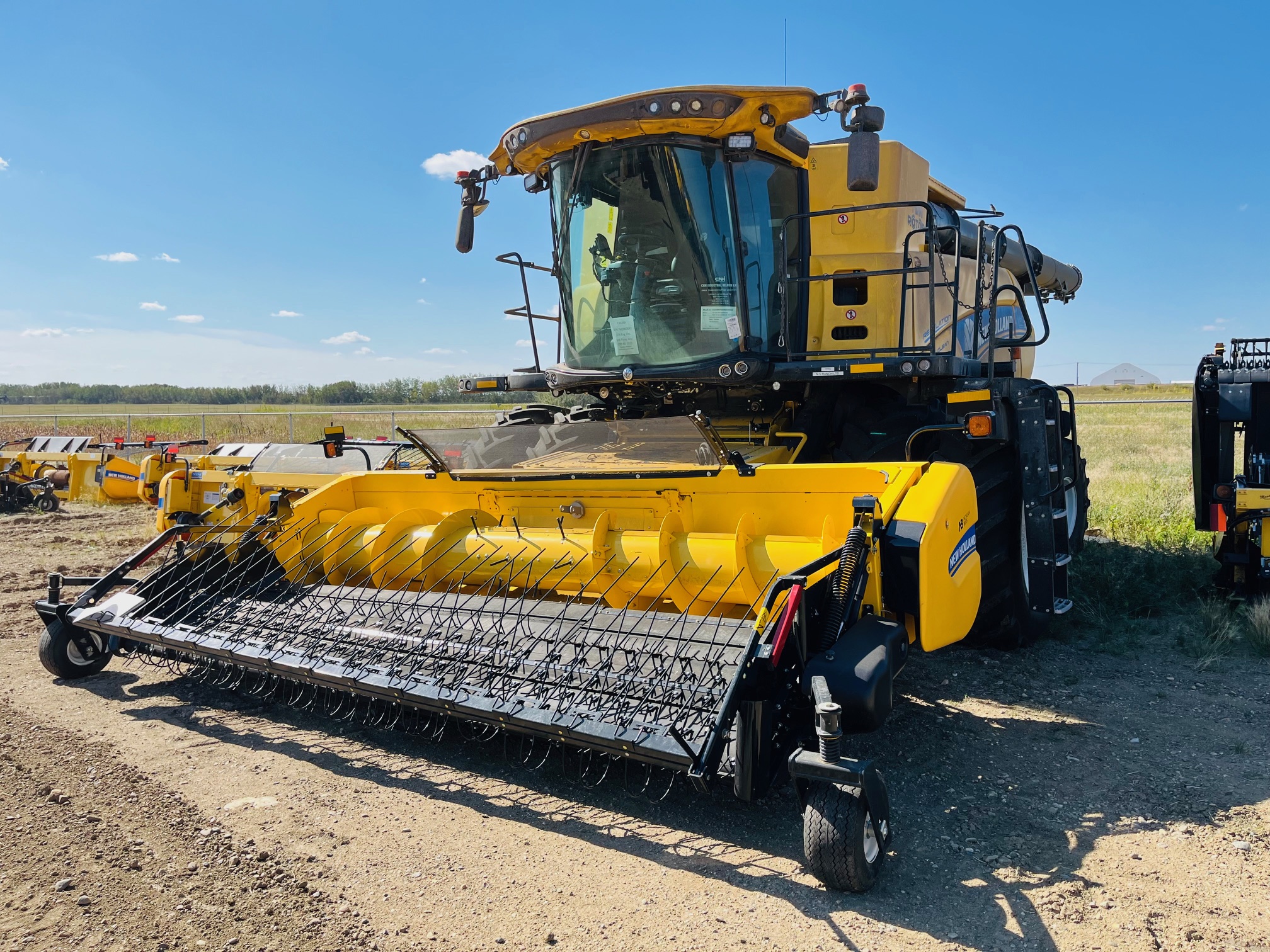 2022 New Holland CR9.90 Combine