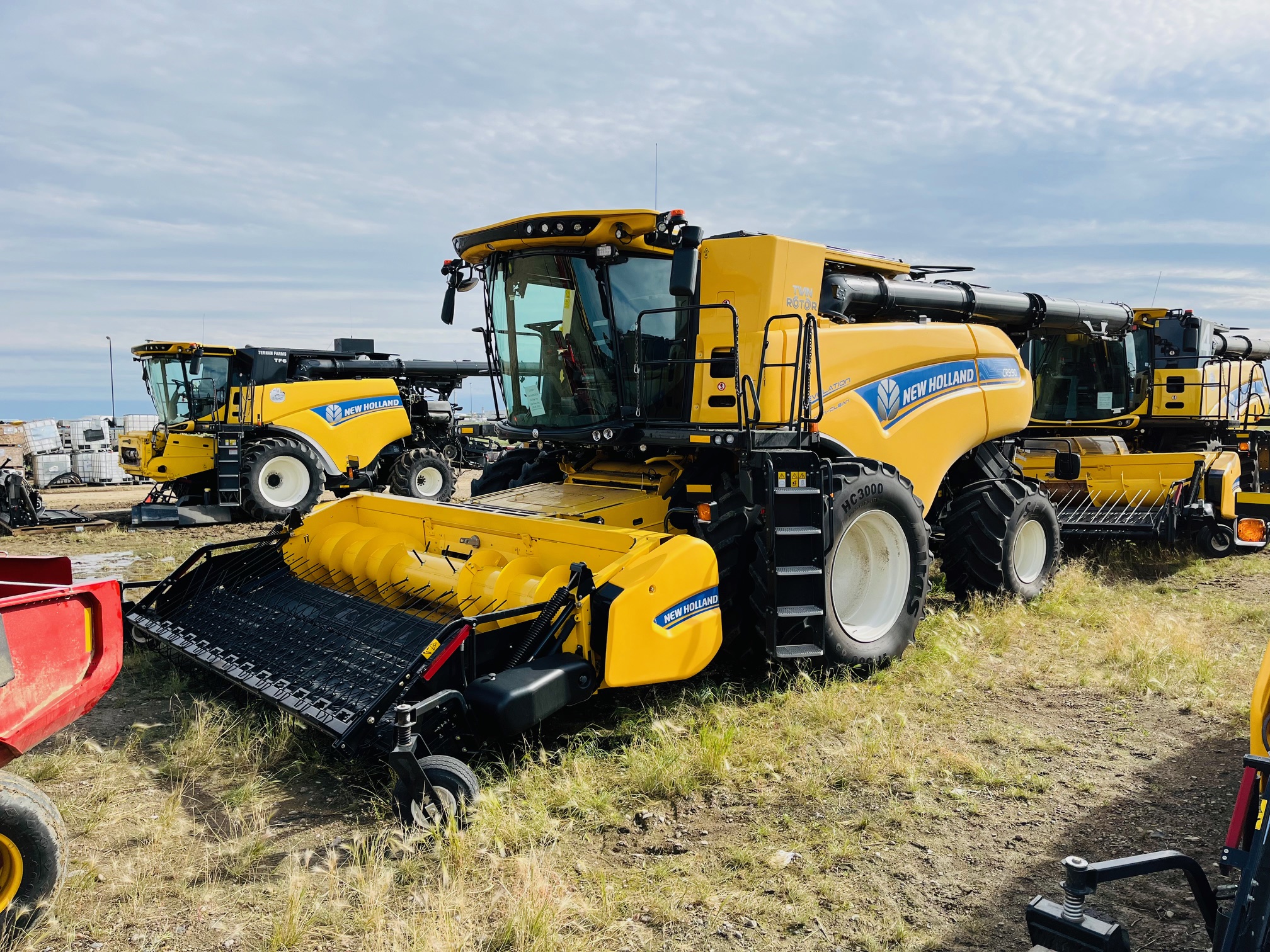 2022 New Holland CR9.90Z Combine