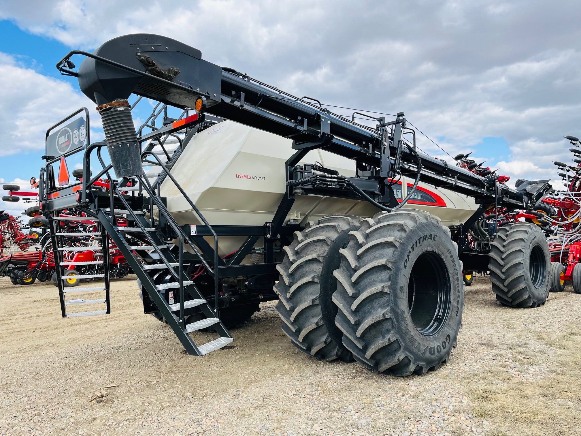 2022 Bourgault 9950 Air Tank/Cart