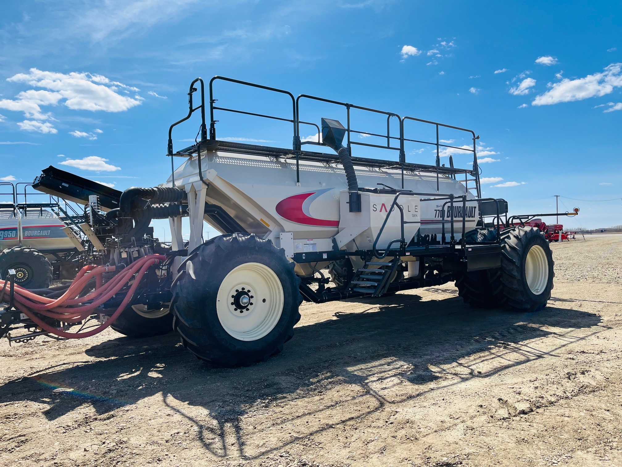 2017 Bourgault 7700 Air Tank/Cart