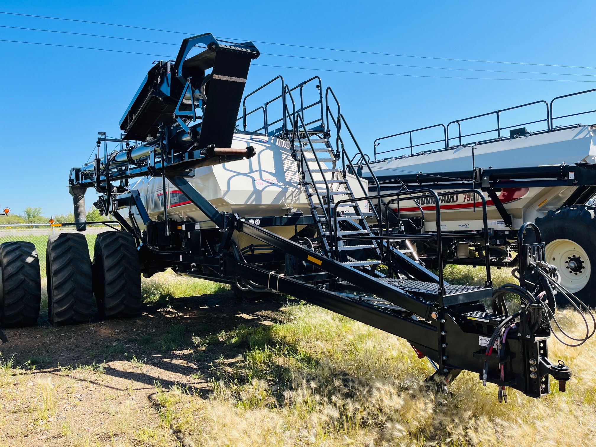 2022 Bourgault L9650 Air Tank/Cart