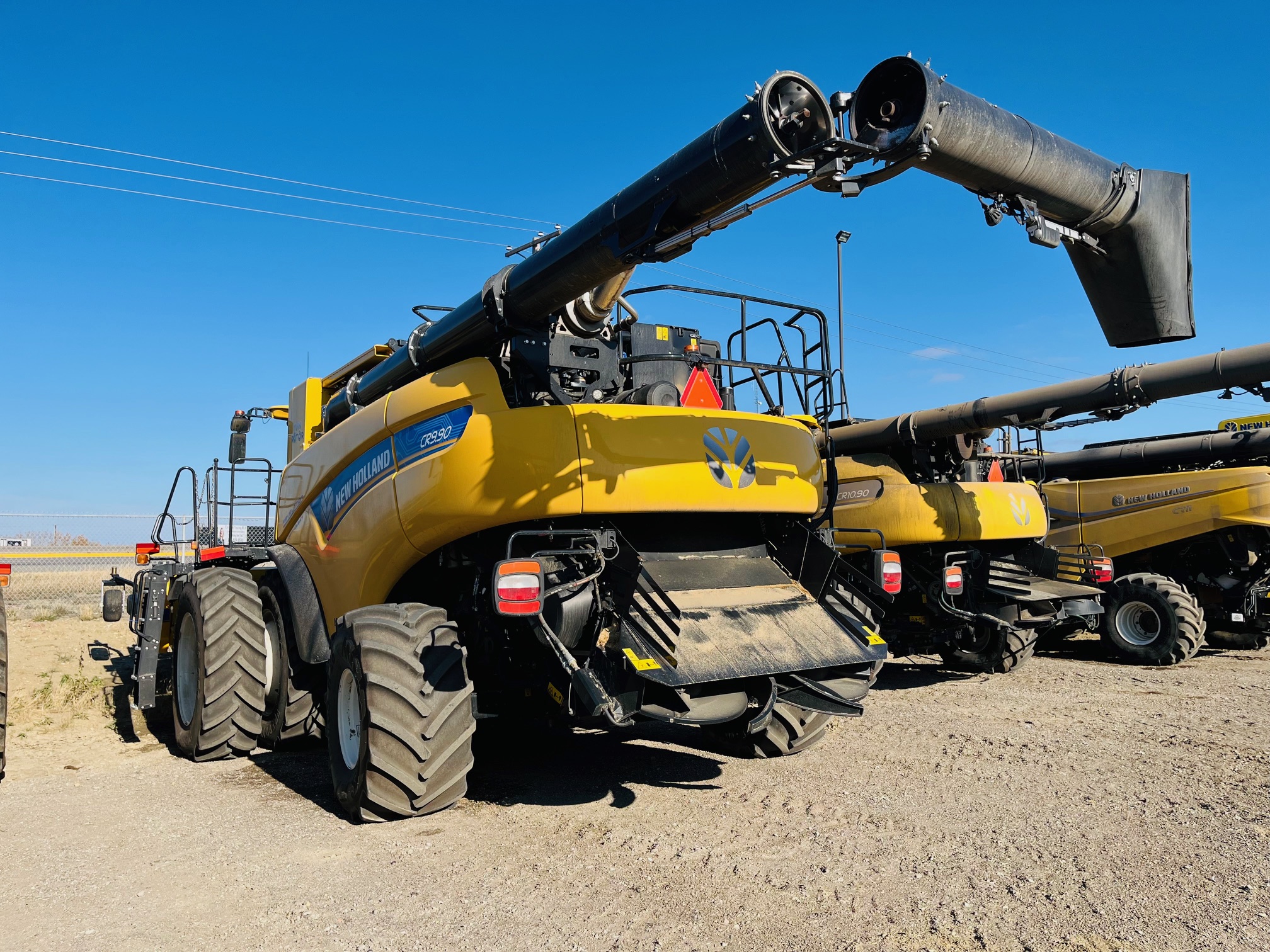 2023 New Holland CR9.90Z Combine