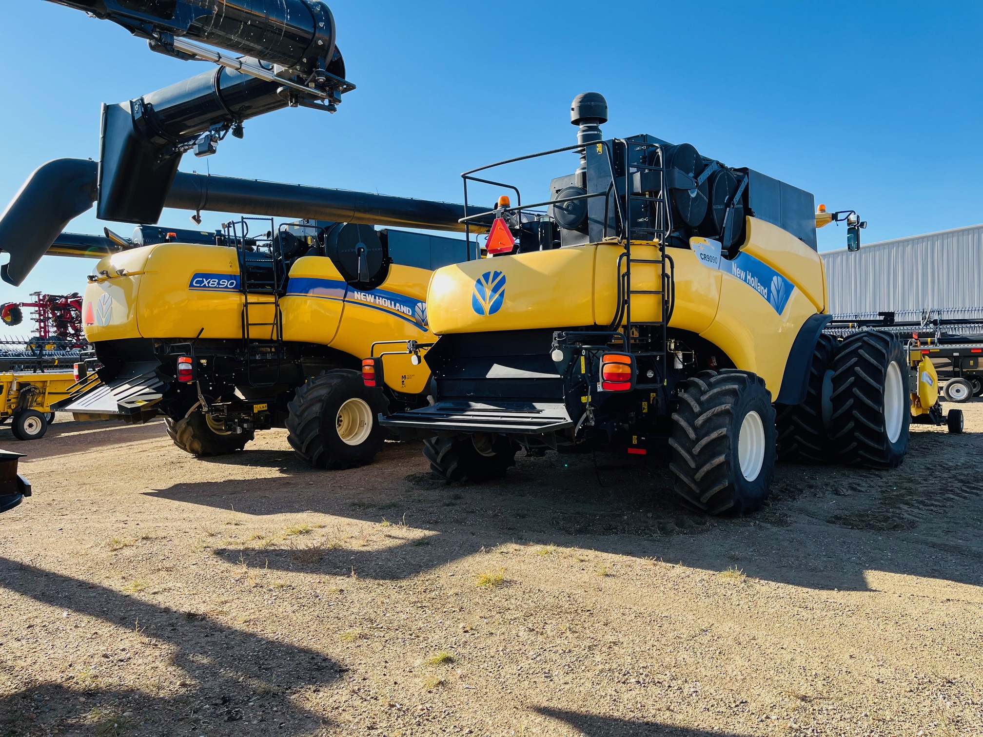 2012 New Holland CR9090 Combine