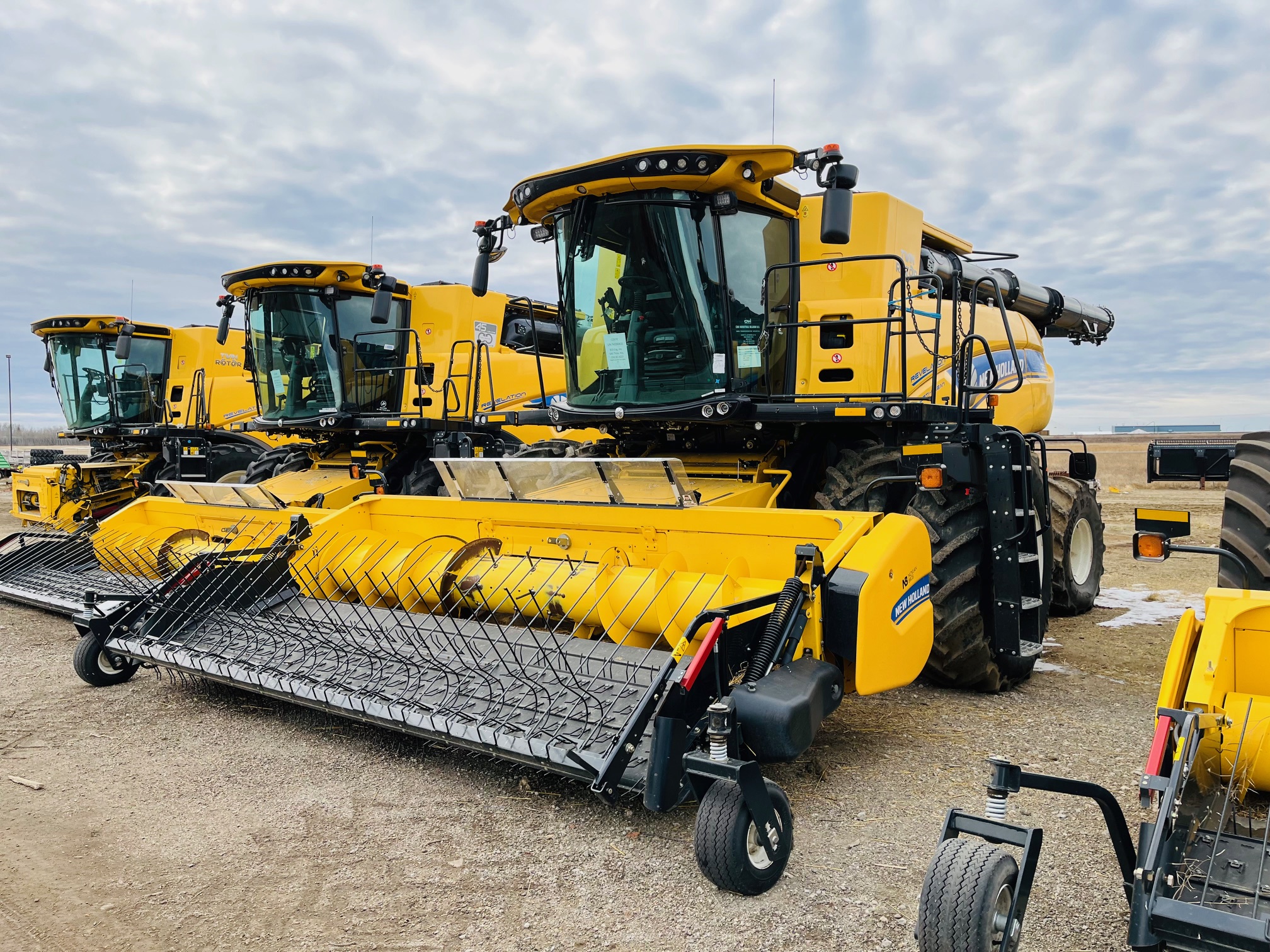 2022 New Holland CR9.90Z Combine