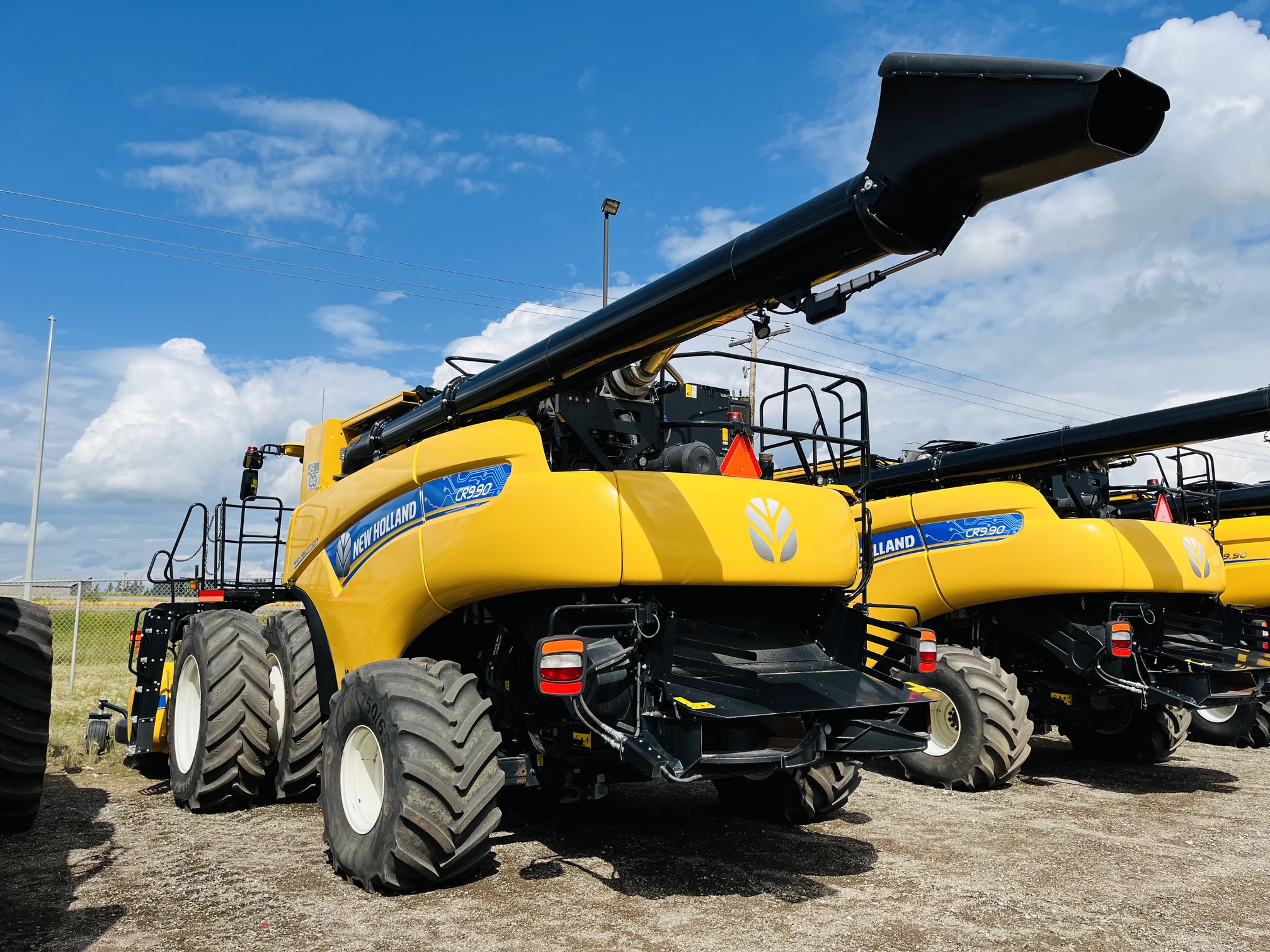 2020 New Holland CR9.90Z Combine