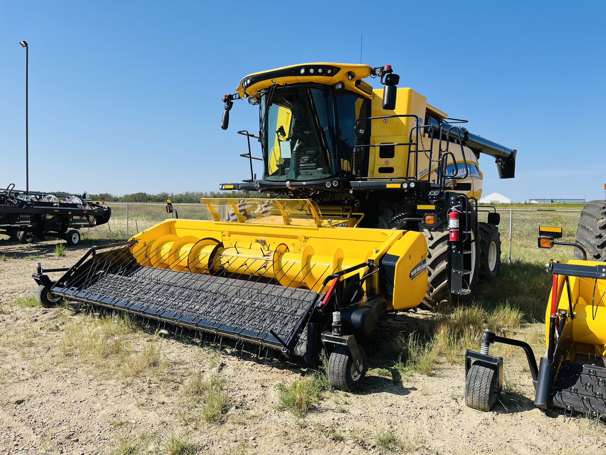 2020 New Holland CR8.90Z Combine