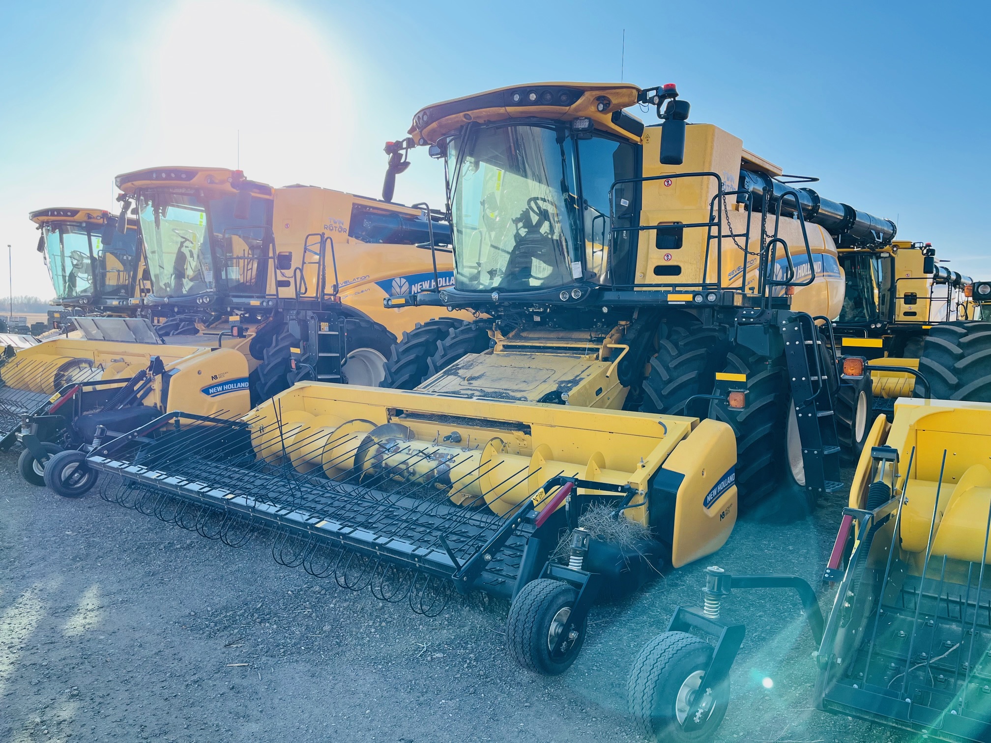 2021 New Holland CR9.90Z Combine