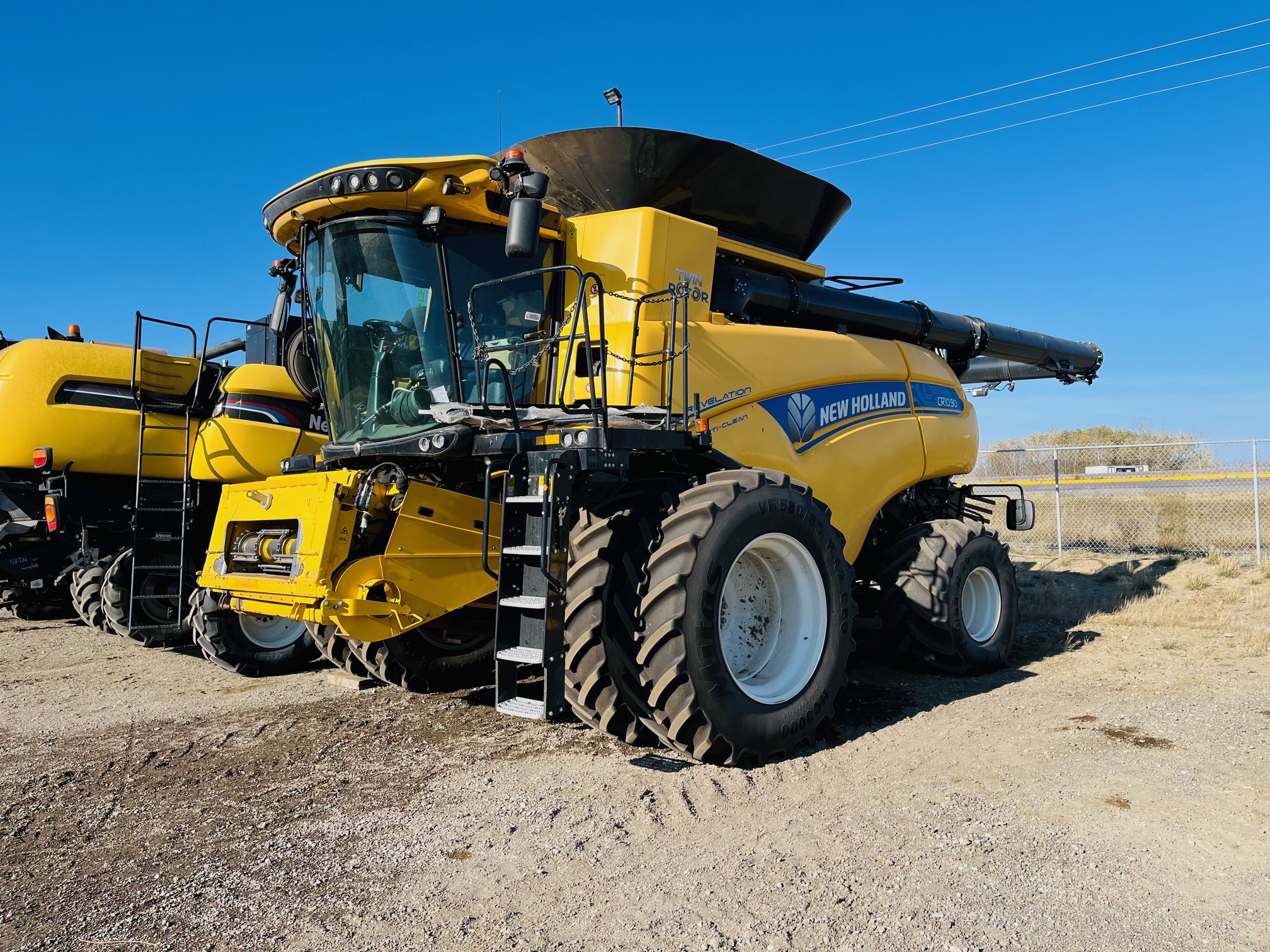 2021 New Holland CR10.90Z Combine