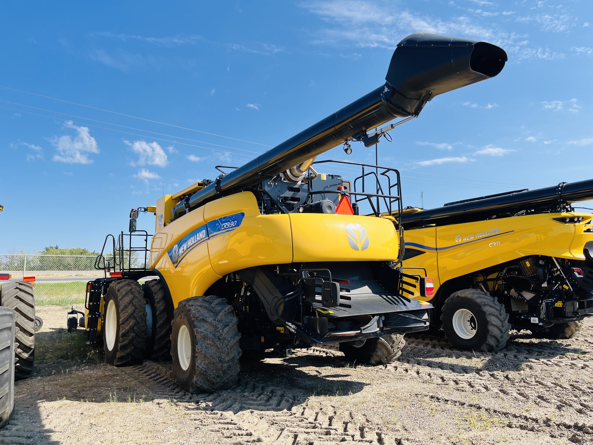 2020 New Holland CR9.90Z Combine