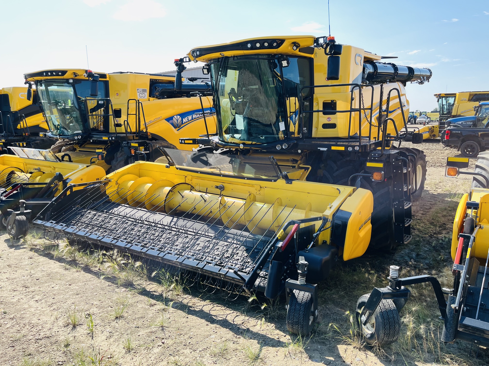 2024 New Holland CR8.90Z Combine
