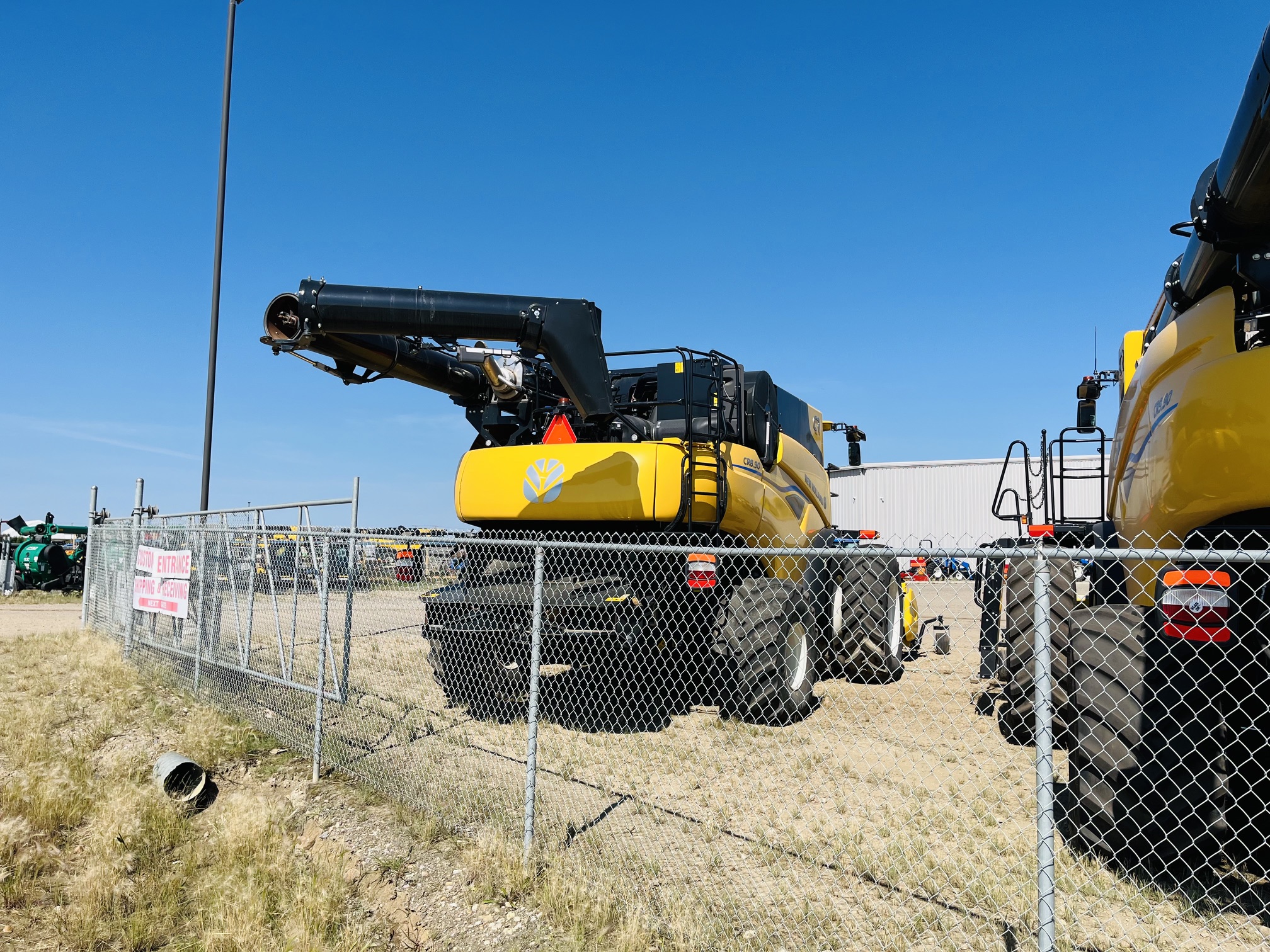 2024 New Holland CR8.90Z Combine