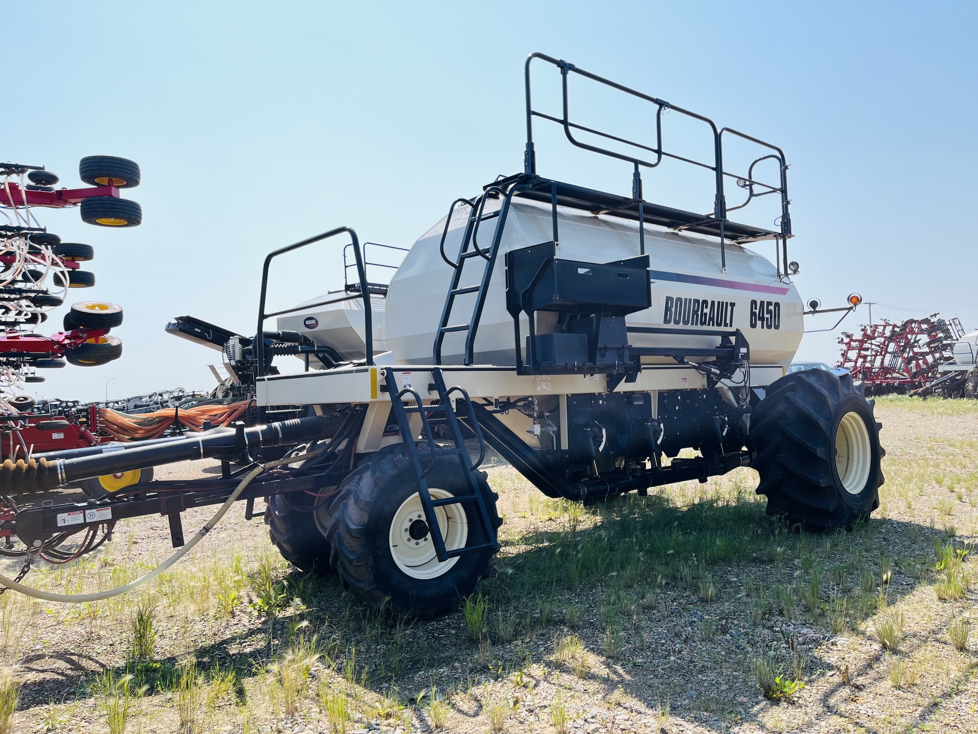 2011 Bourgault 6450 Air Tank/Cart