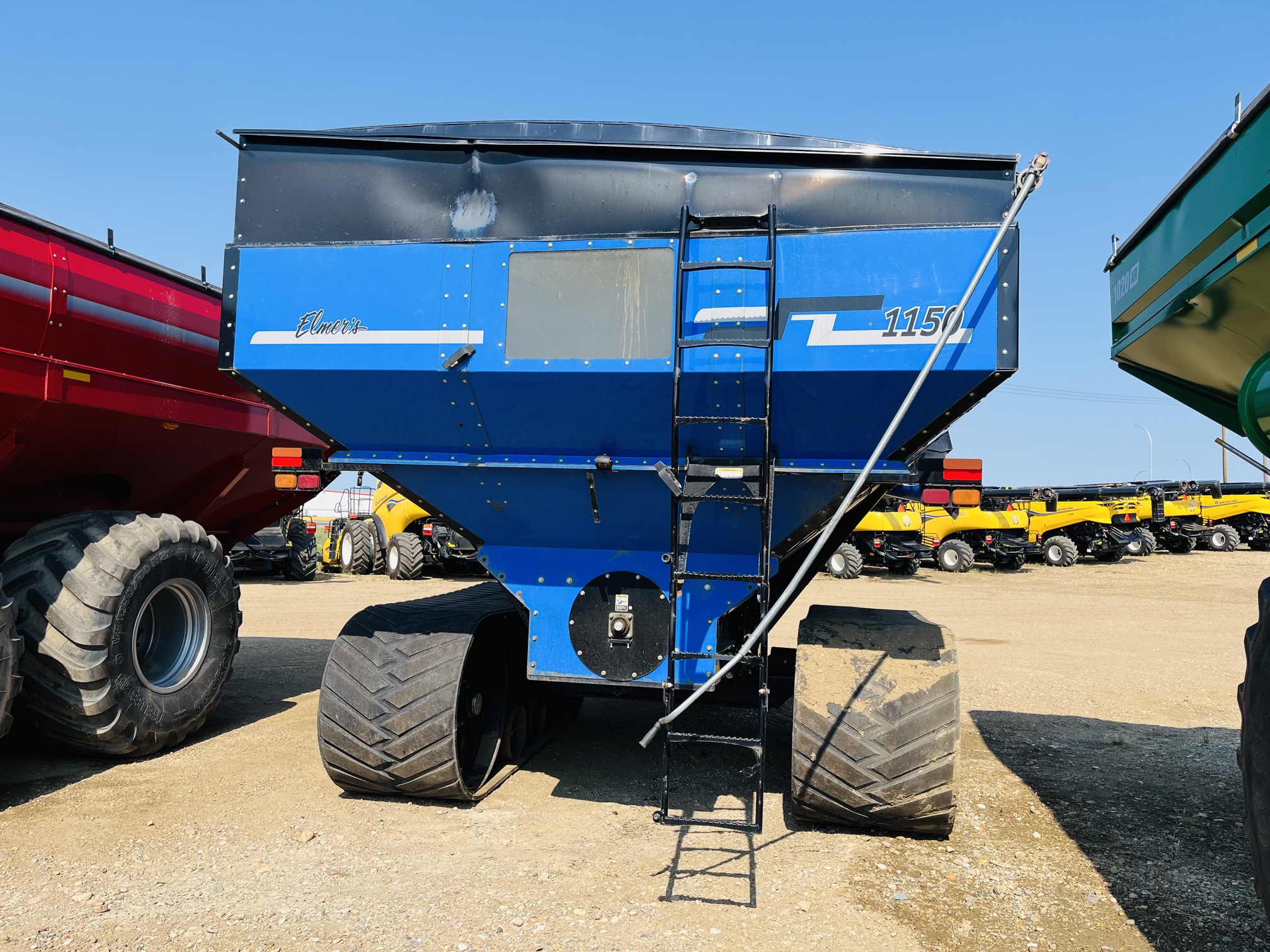2014 Elmers HM1150 Grain Cart
