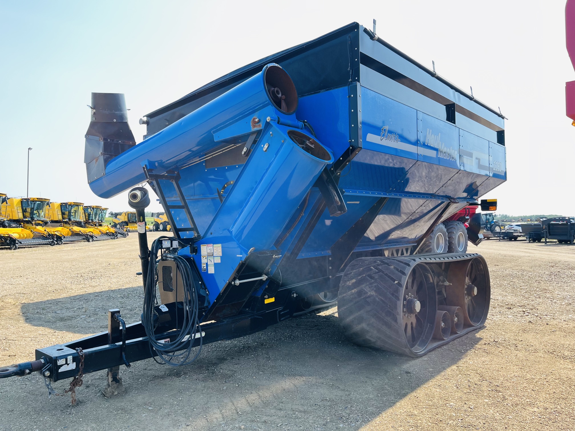 2014 Elmers HM1150 Grain Cart