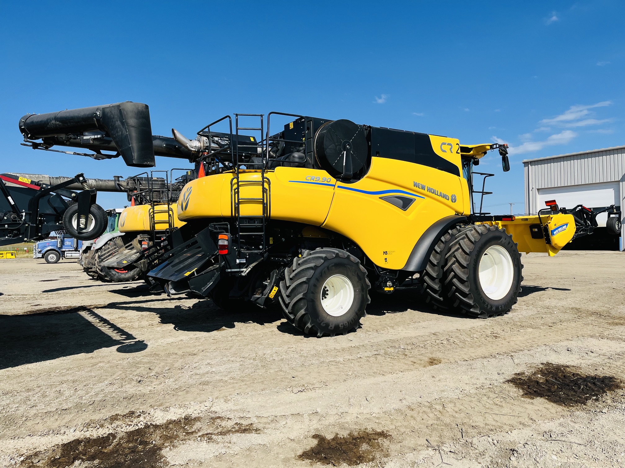 2024 New Holland CR9.90Z Combine