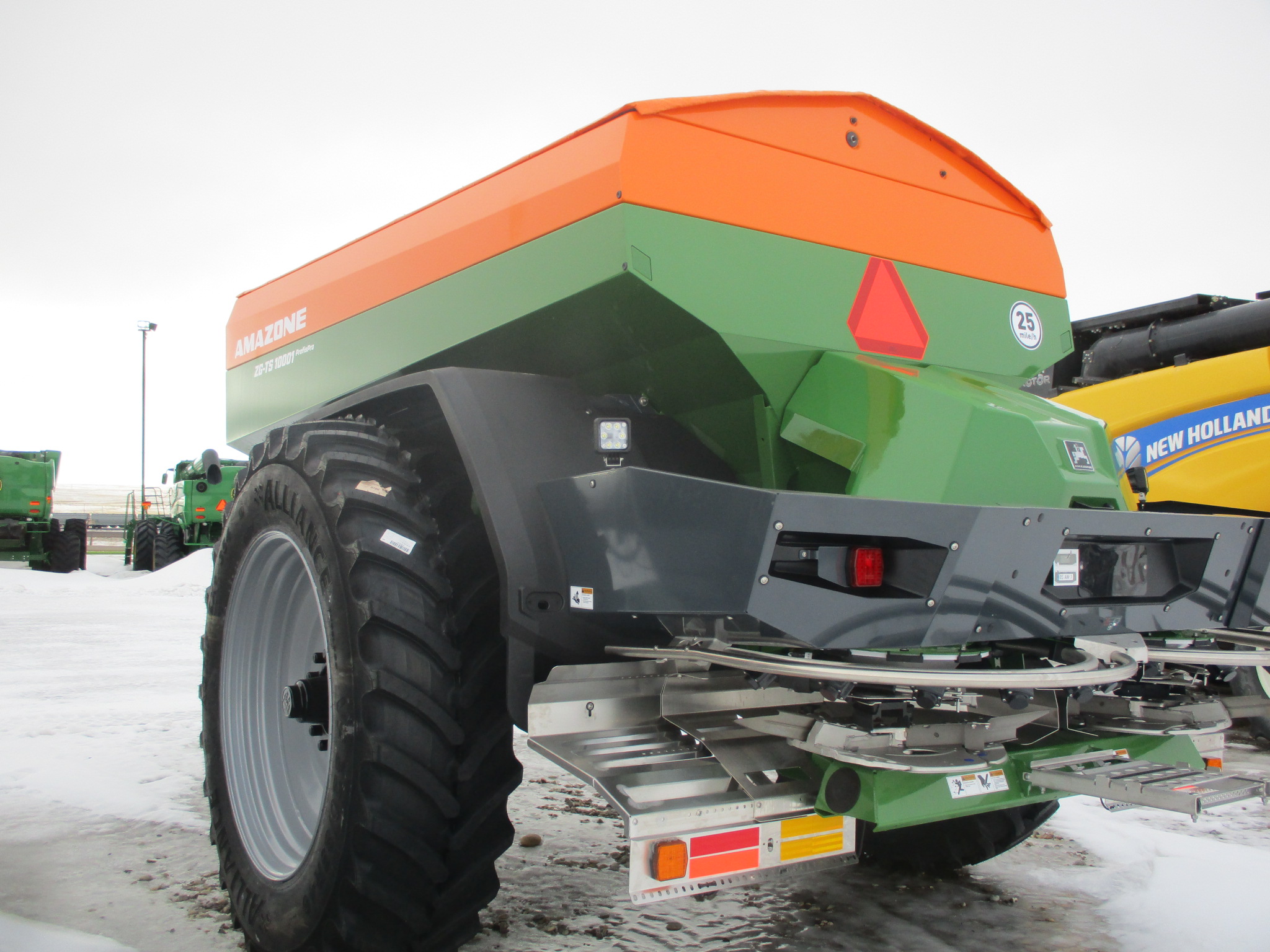 2023 Amazone ZG-TS 10001 Fertilizer Spreader