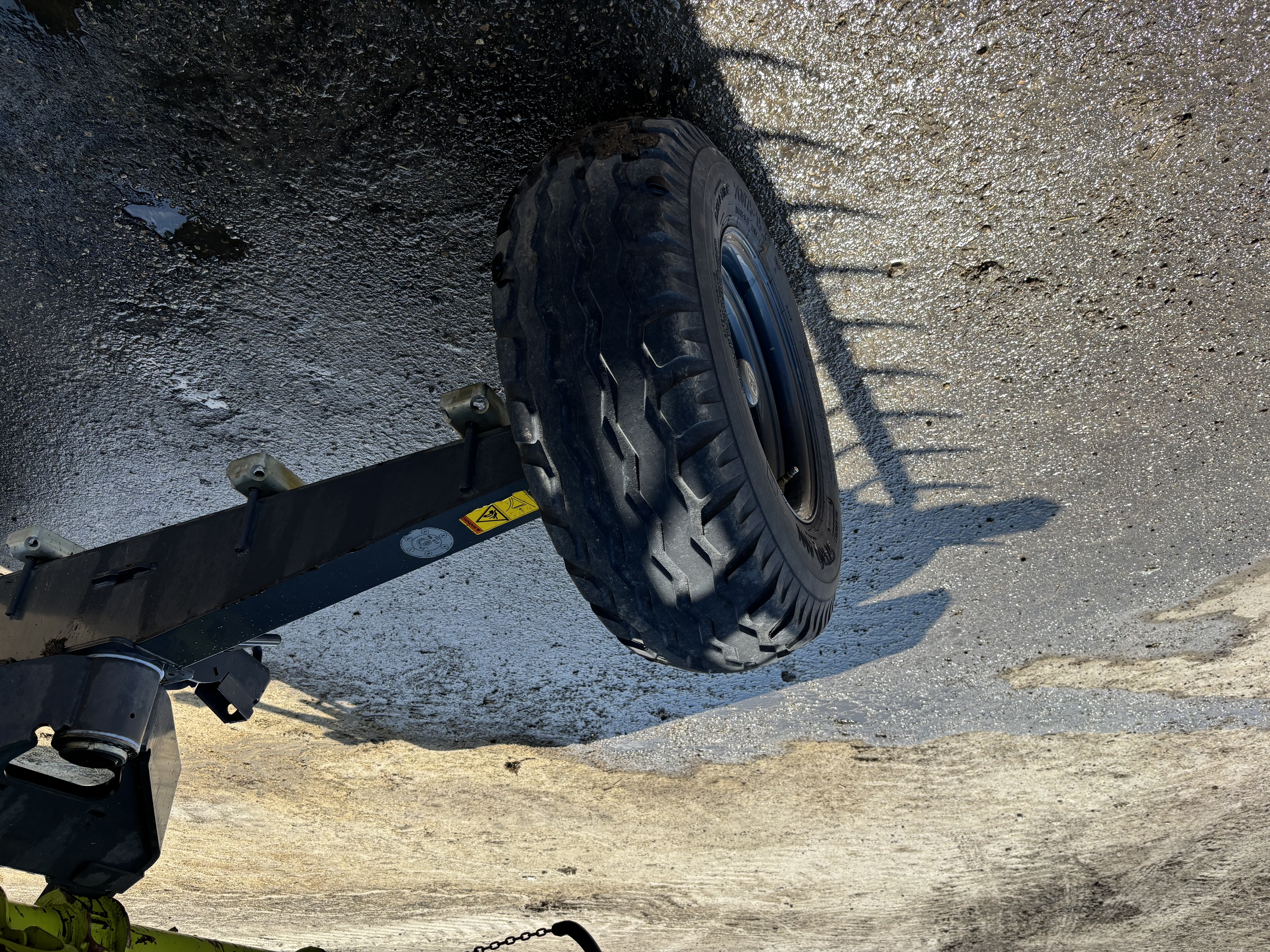 2023 CLAAS Convio 1380 Header Flex