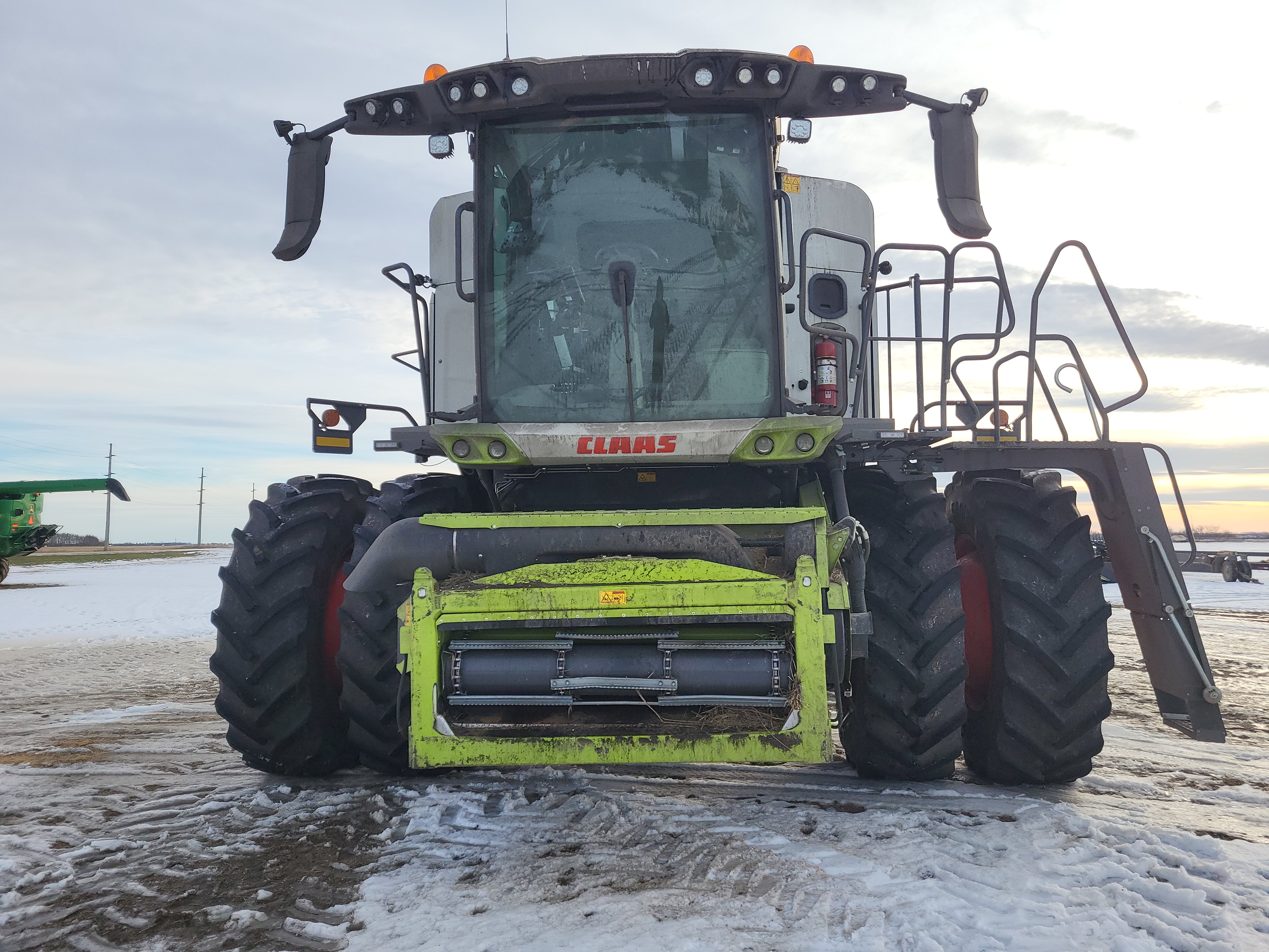 2023 CLAAS 8700 Combine