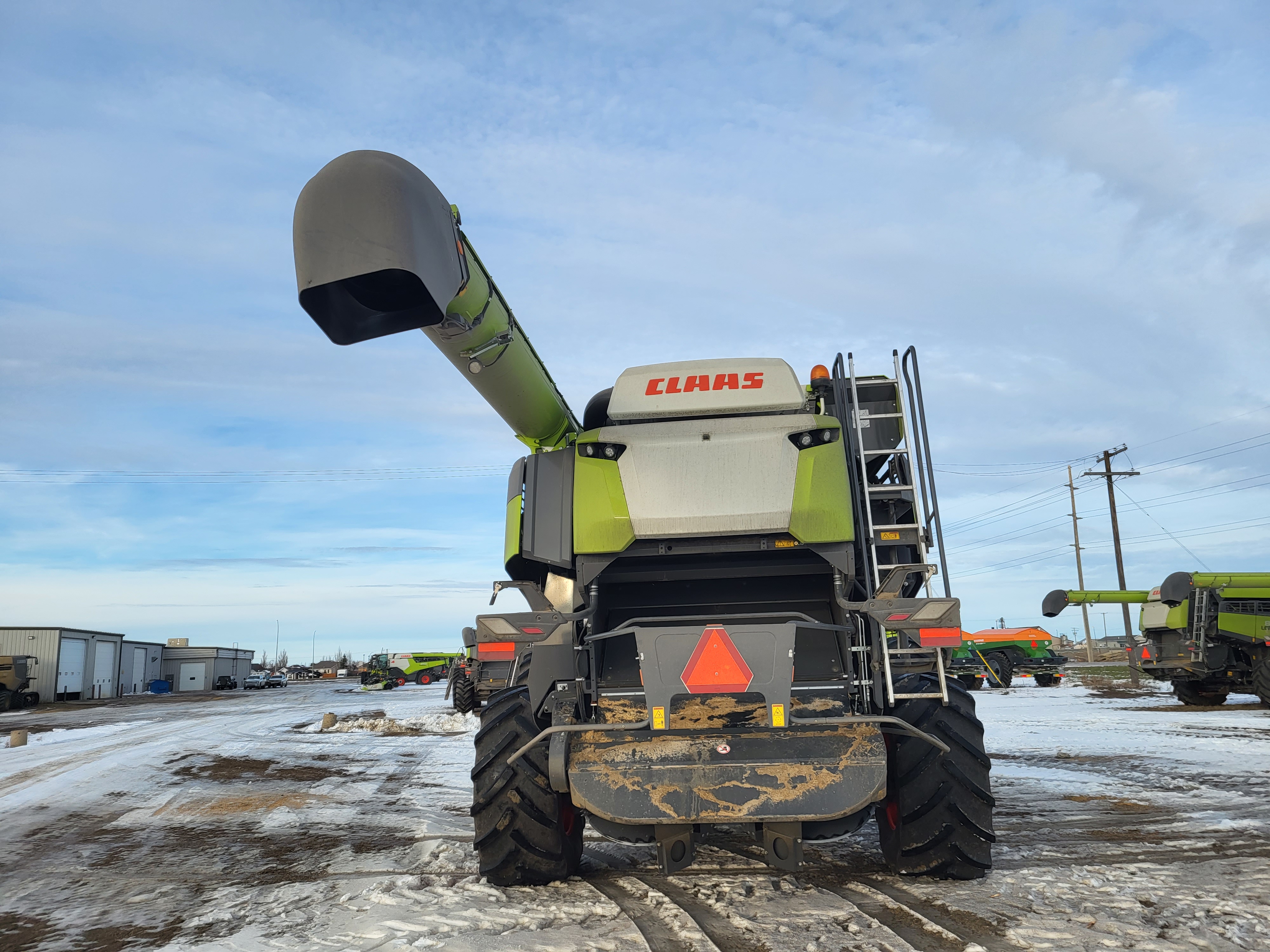 2023 CLAAS 8700 Combine