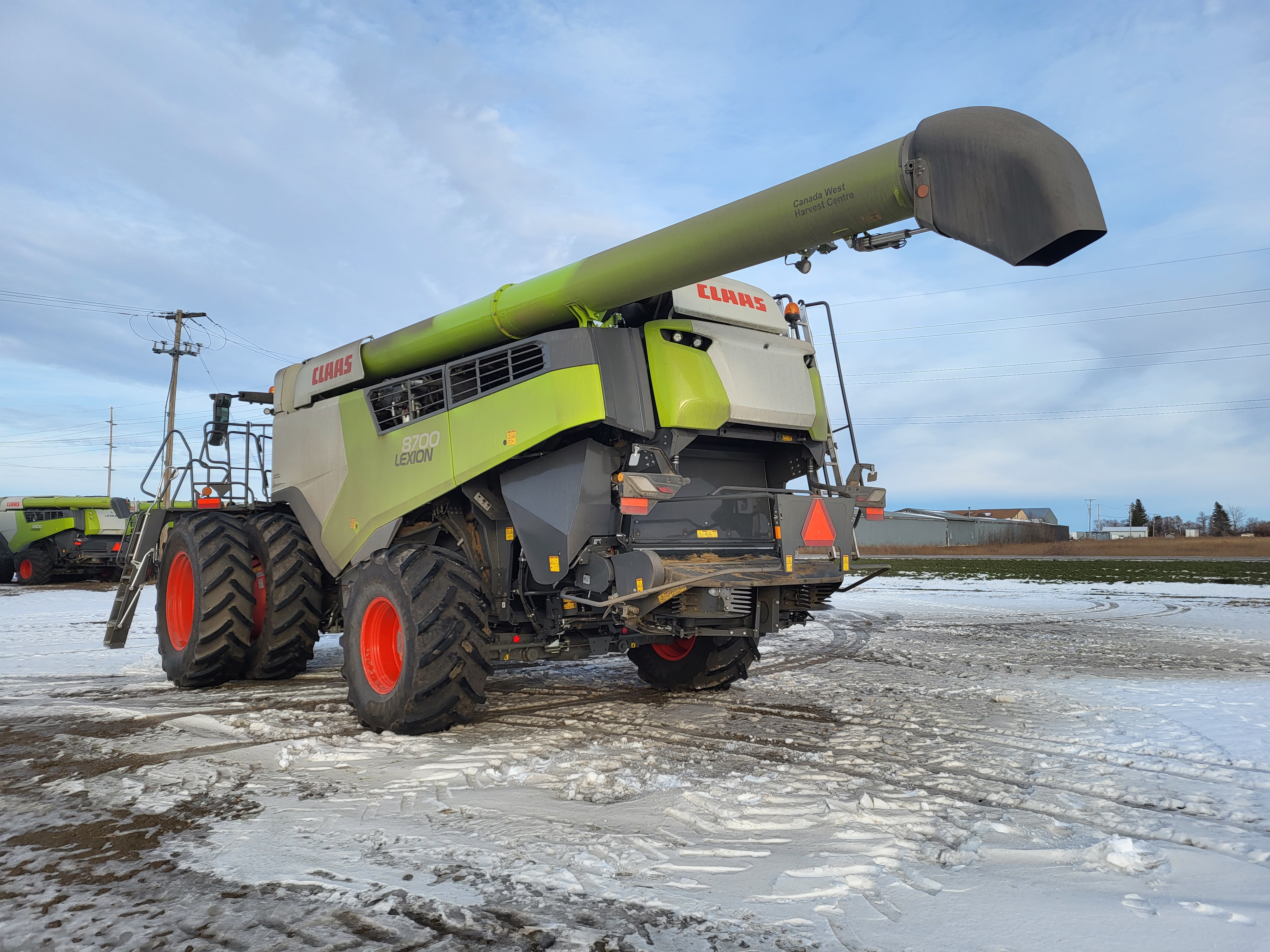 2023 CLAAS 8700 Combine