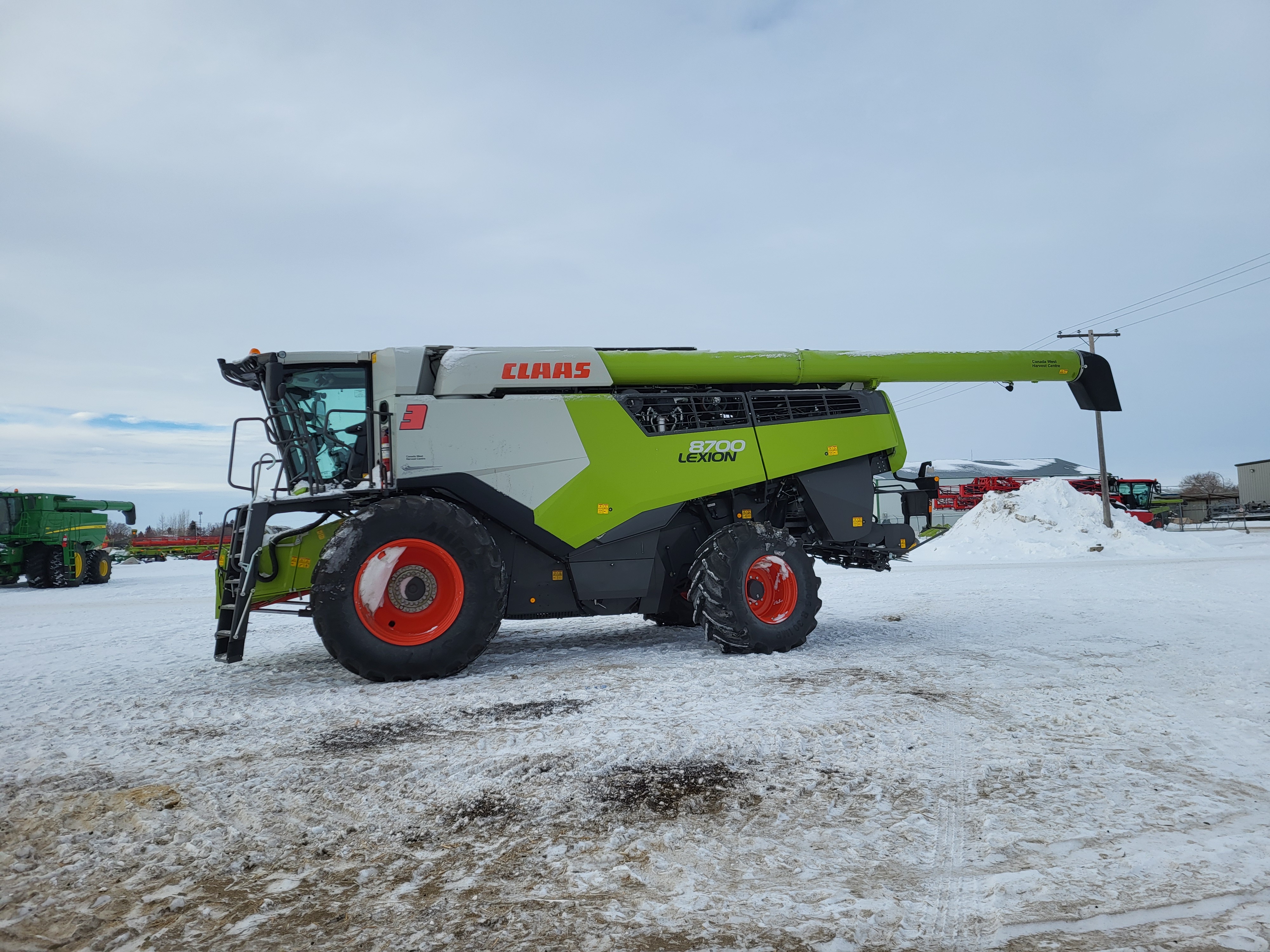 2022 CLAAS 8700 Combine