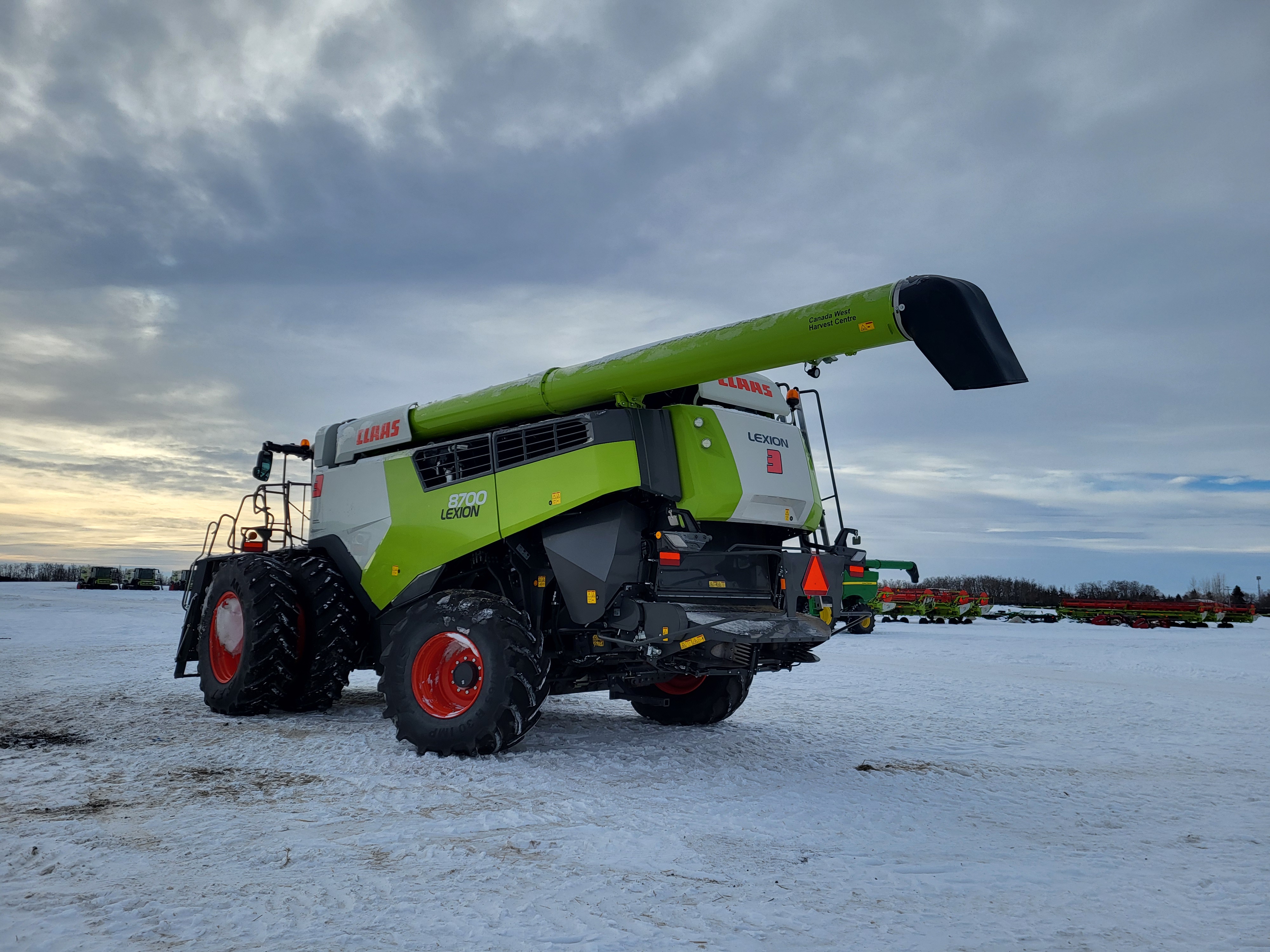 2022 CLAAS 8700 Combine