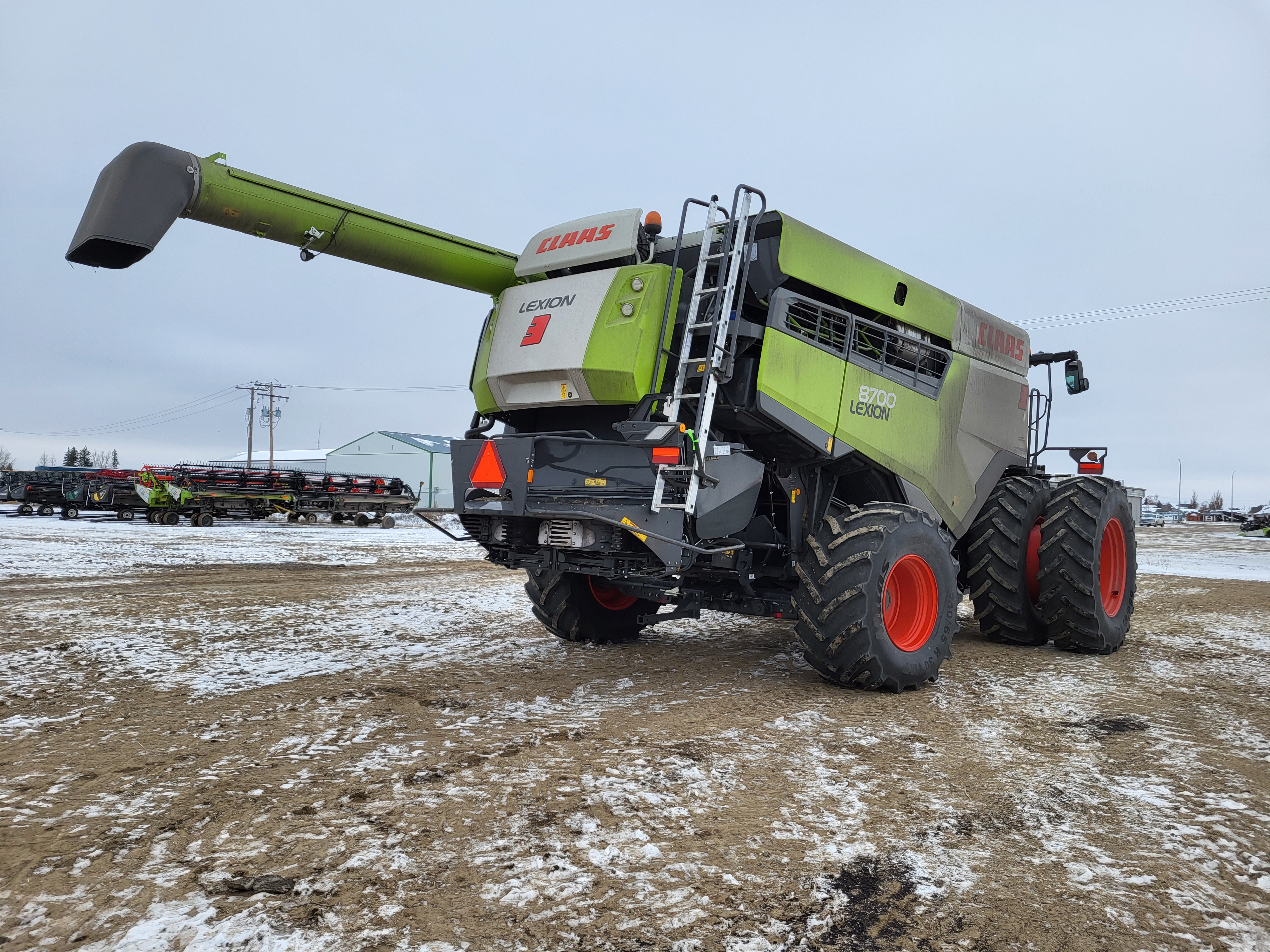 2022 CLAAS 8700 Combine