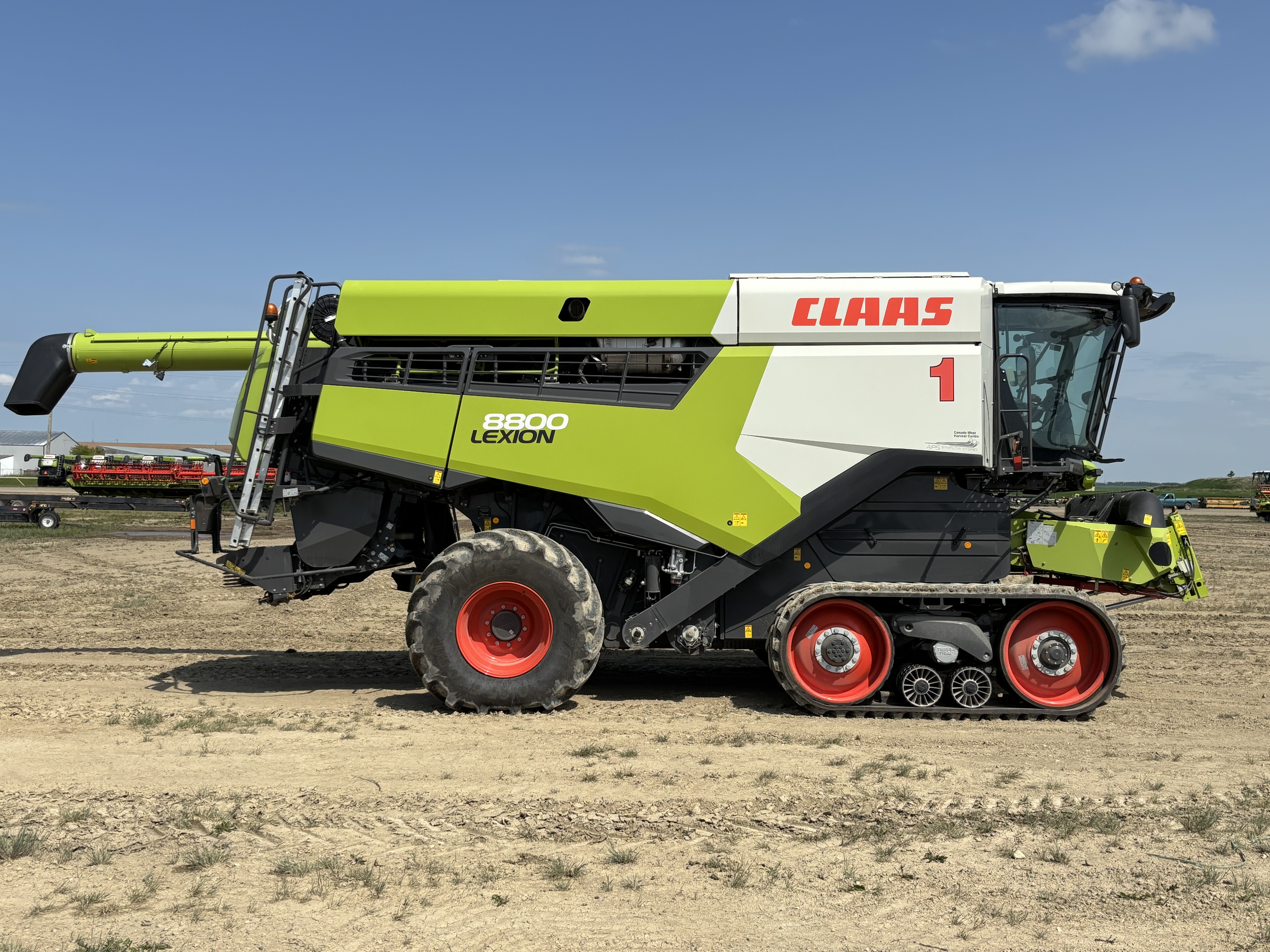 2022 CLAAS 8800TT Combine