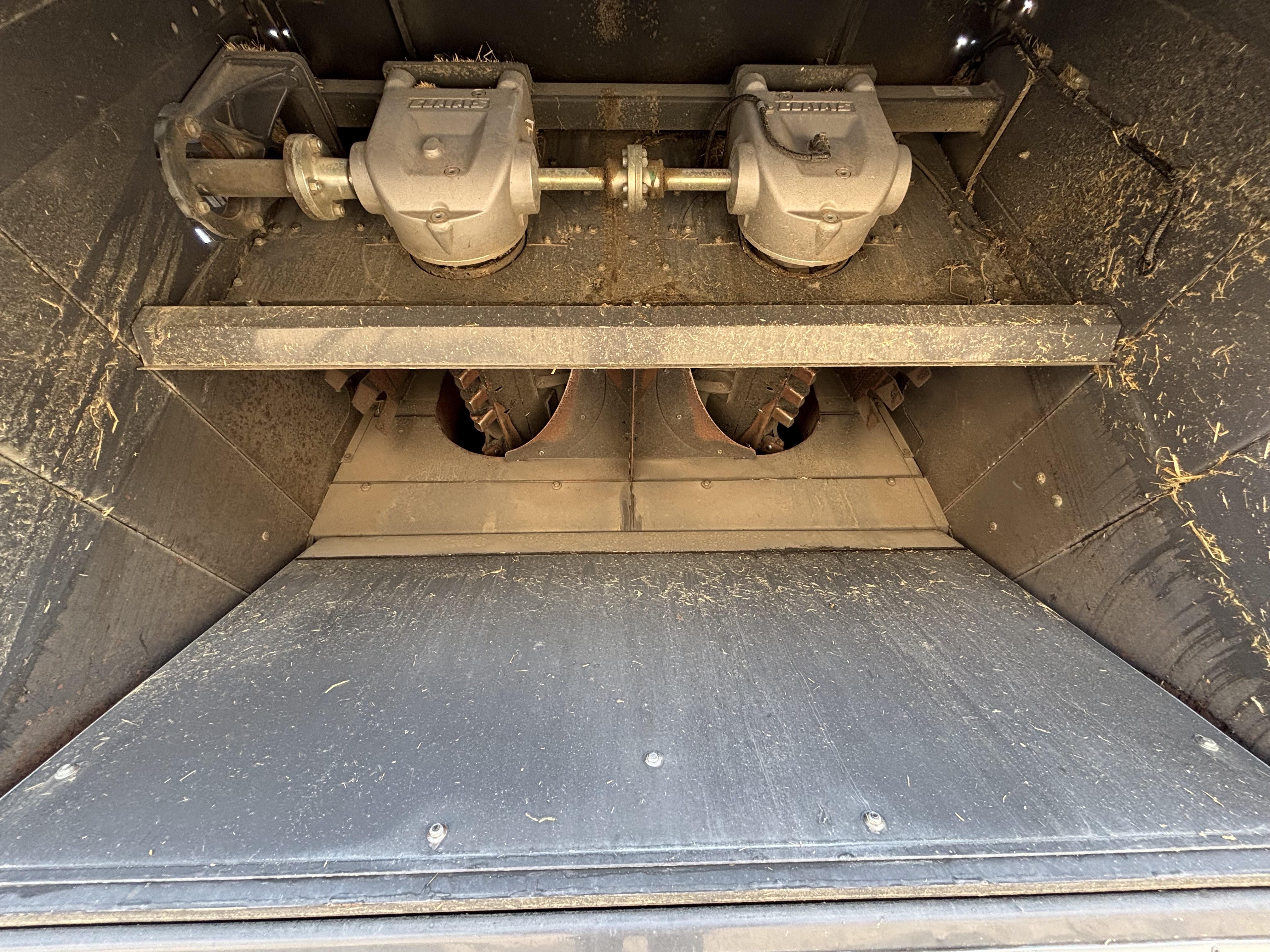 2022 CLAAS 8800TT Combine