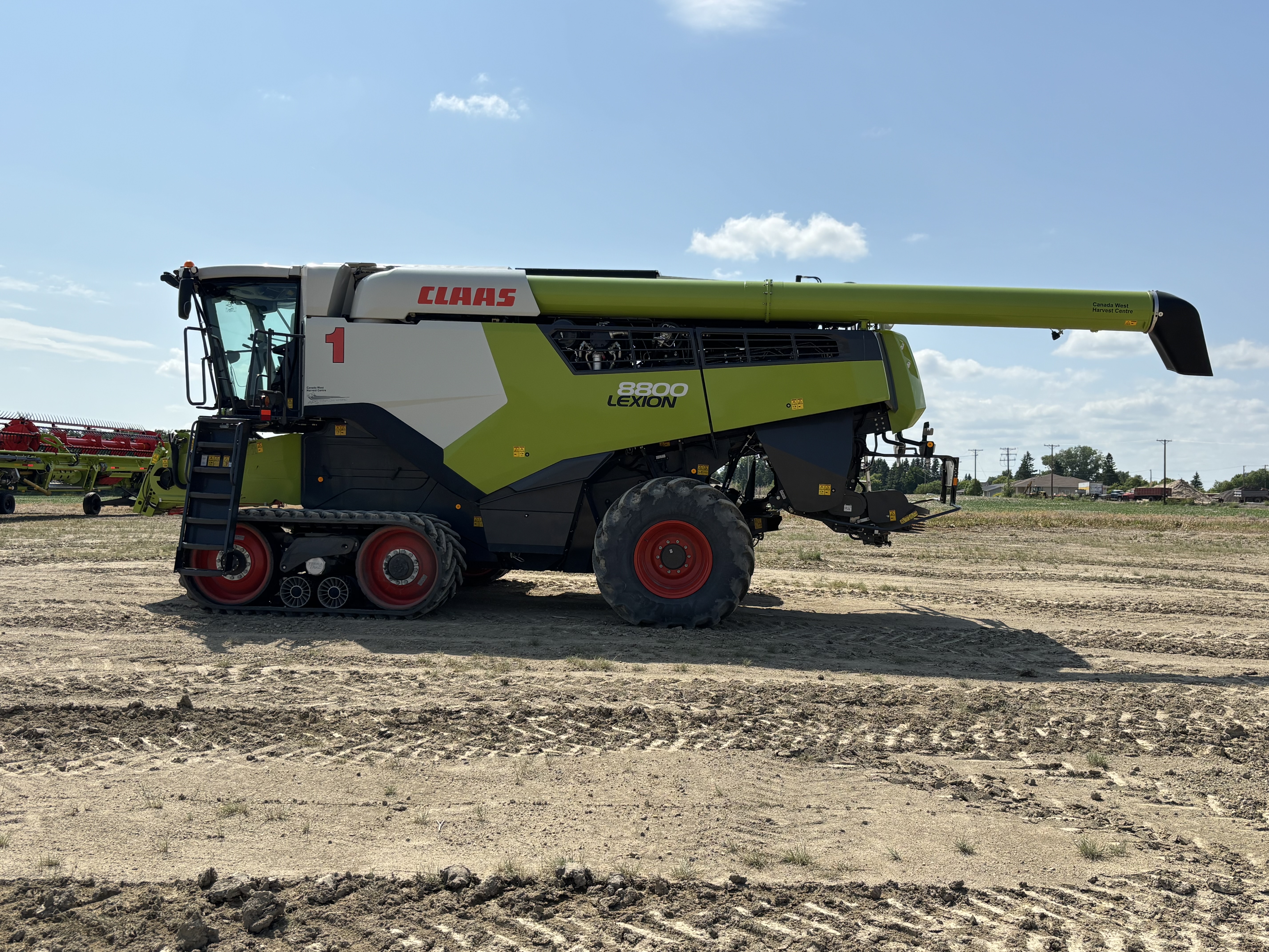 2022 CLAAS 8800TT Combine