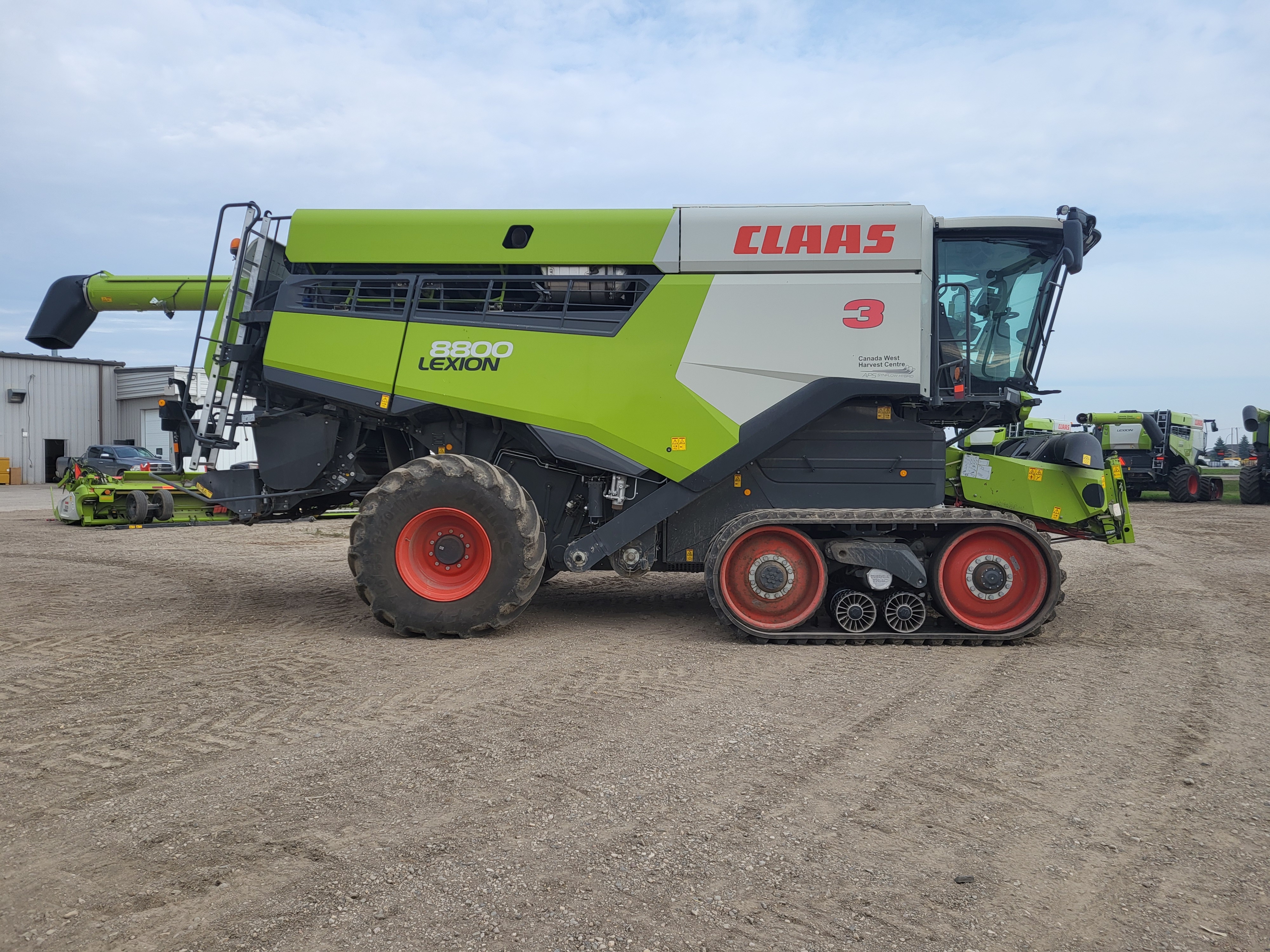 2022 CLAAS 8800TT Combine