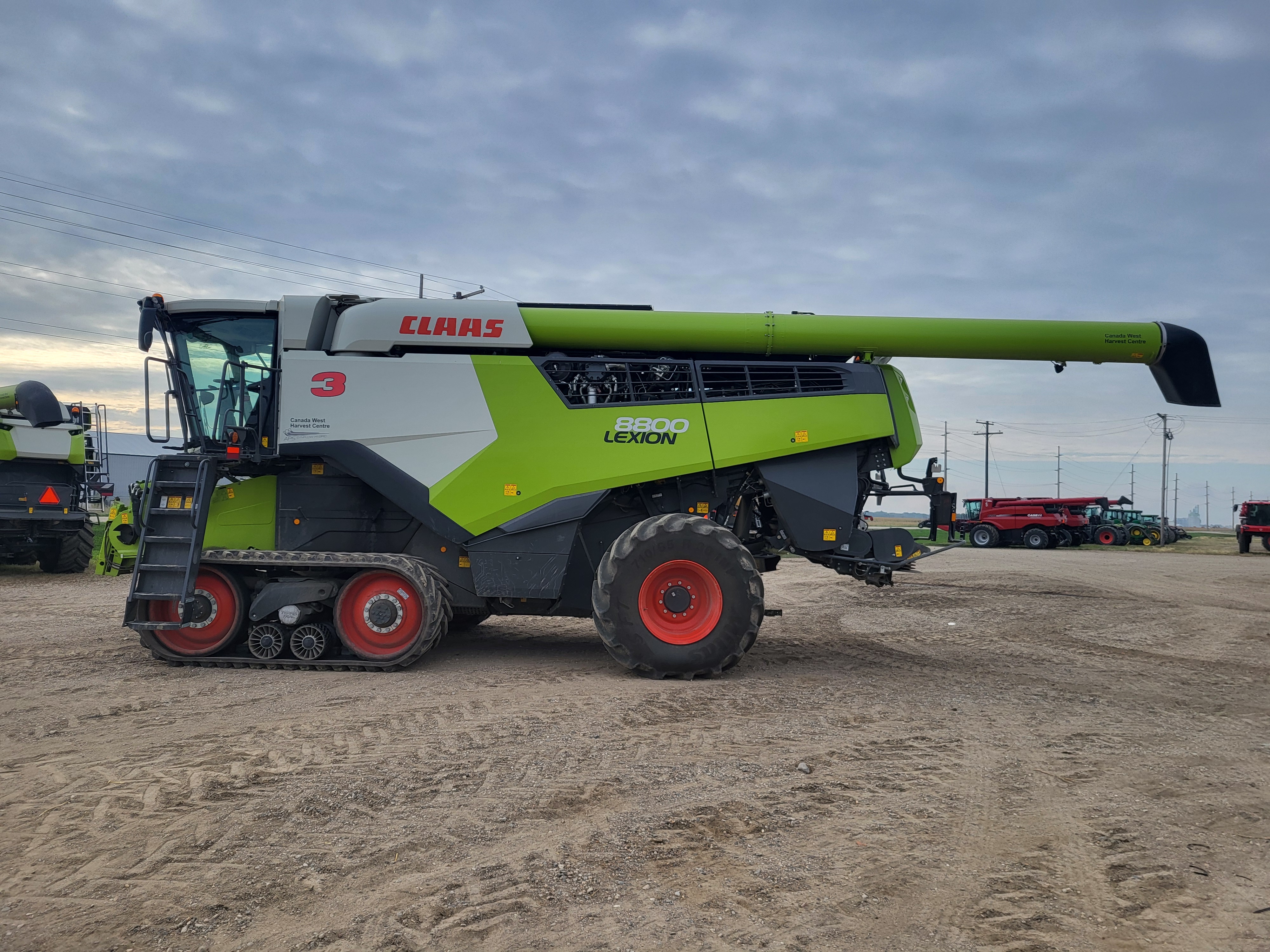 2022 CLAAS 8800TT Combine