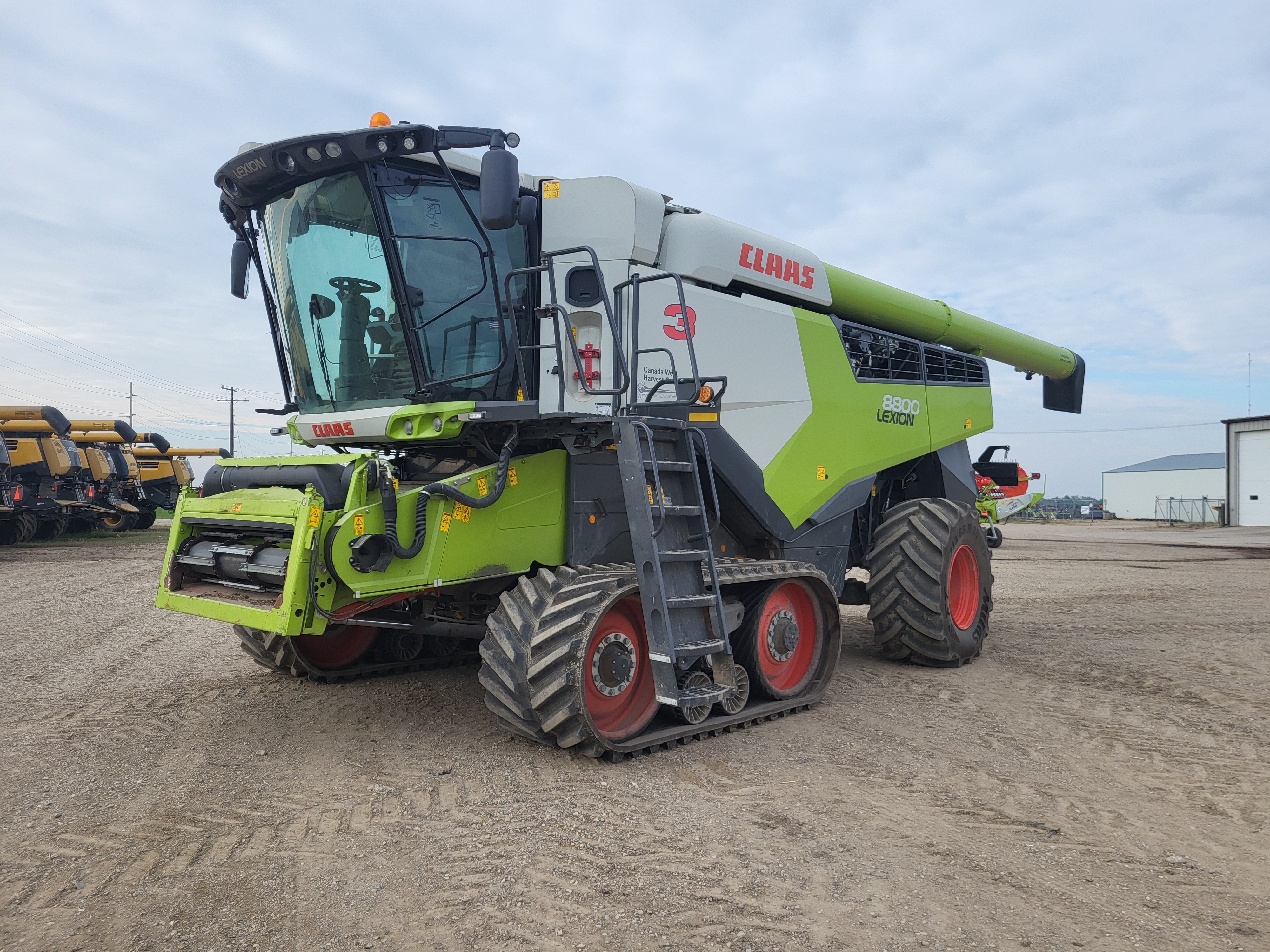 2022 CLAAS 8800TT Combine