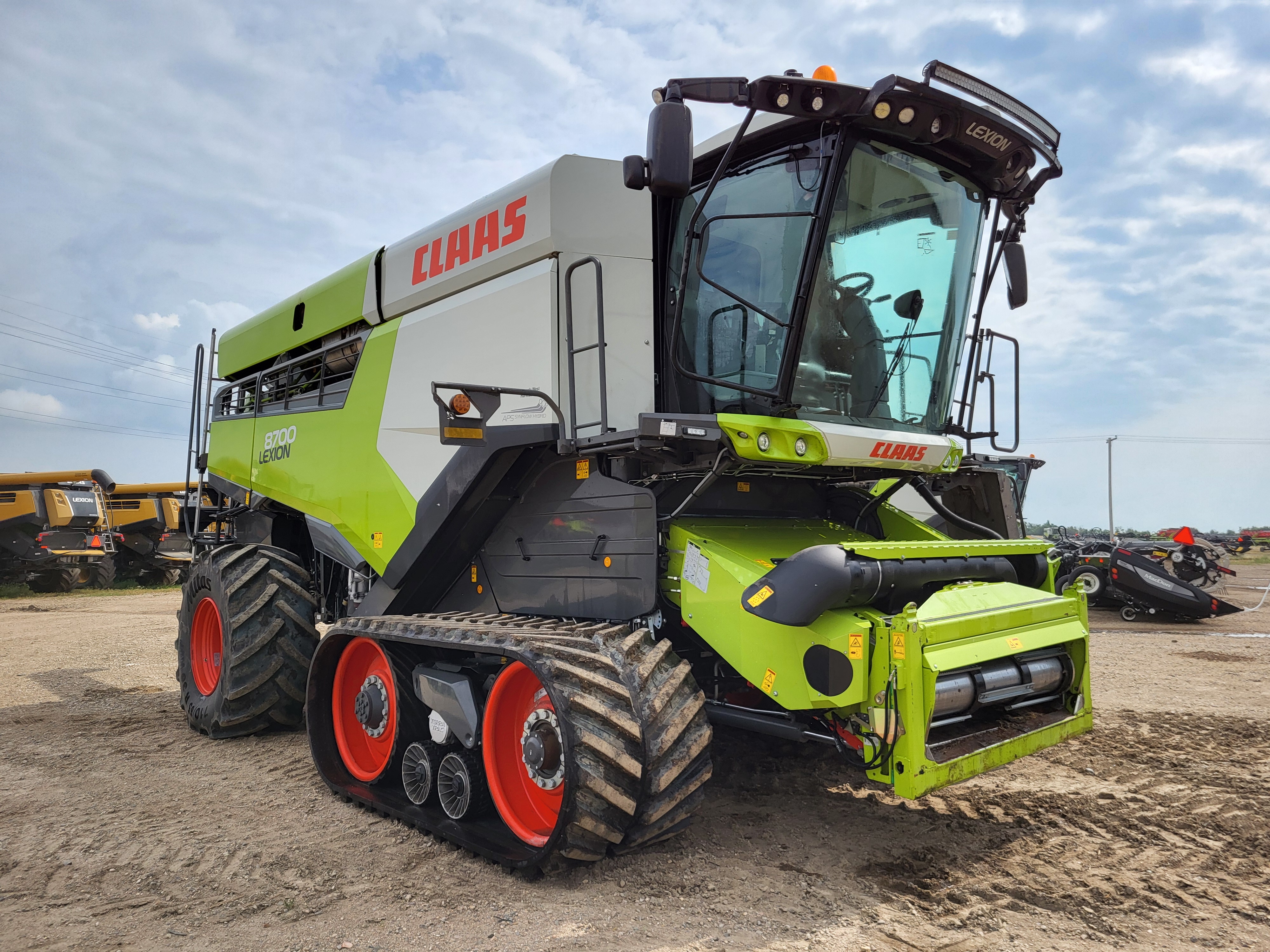 2021 CLAAS 8700TT Combine